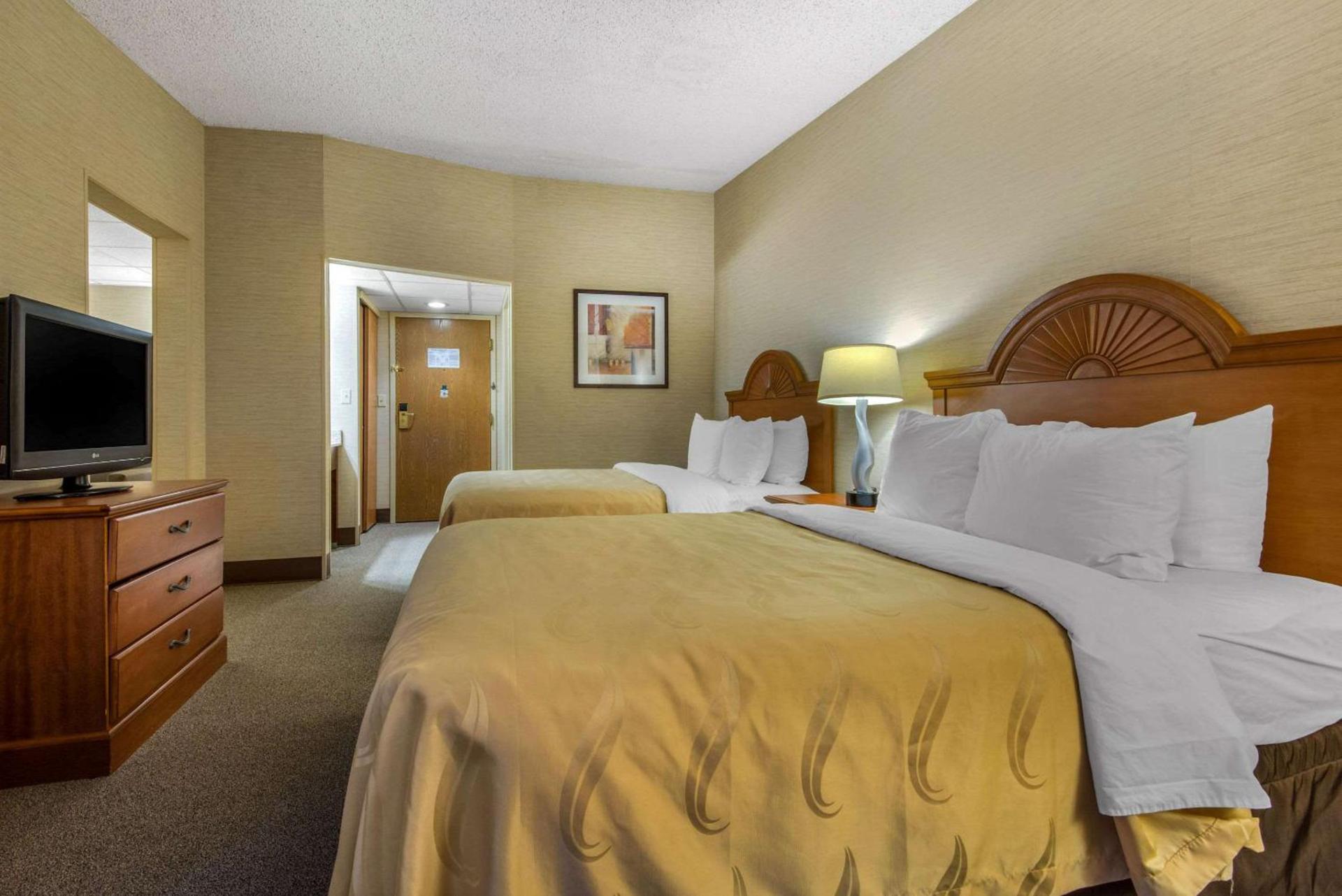 Quality Inn & Suites Mansfield photo 17