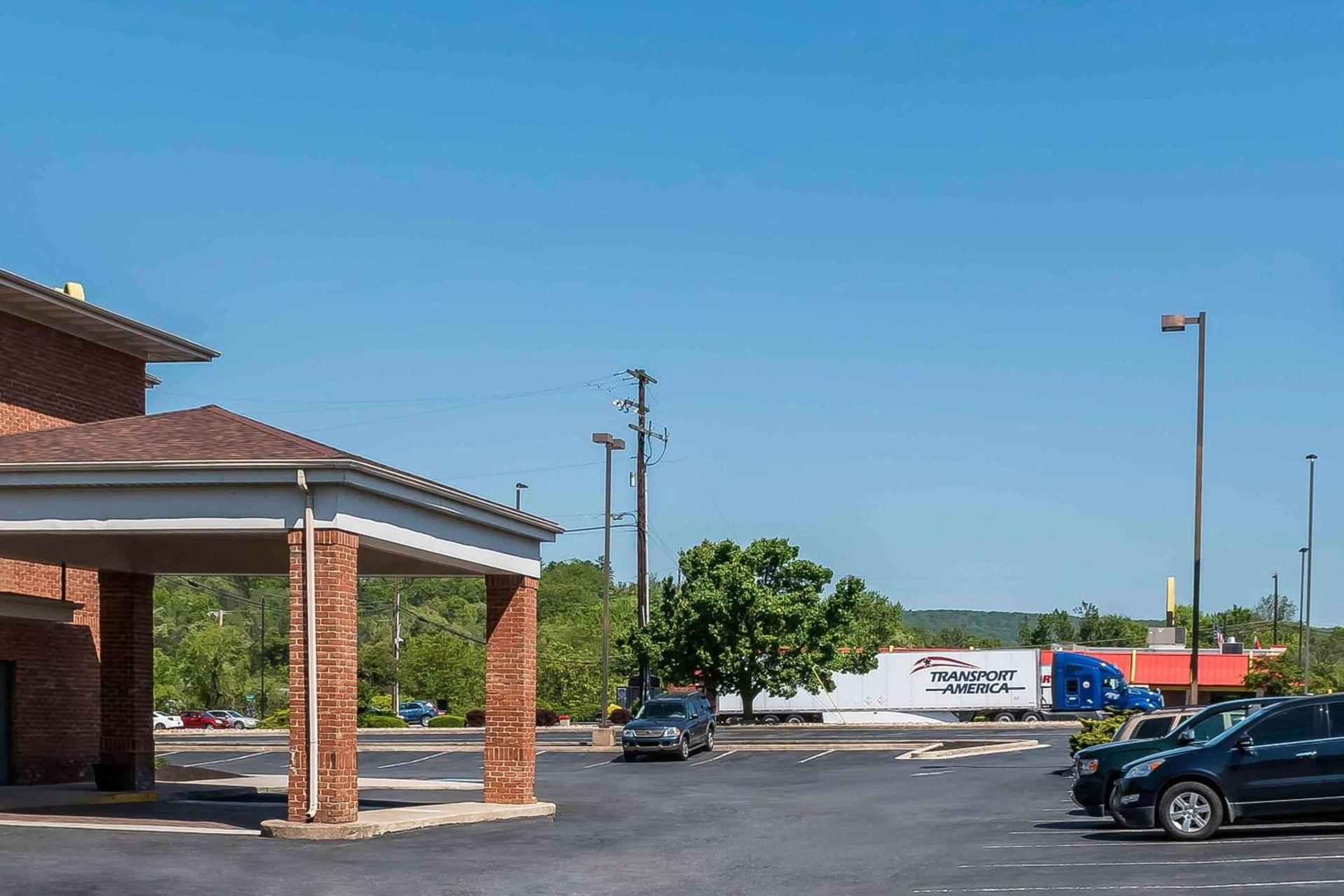 Comfort Inn Pine Grove I-81 Hershey Area photo 8