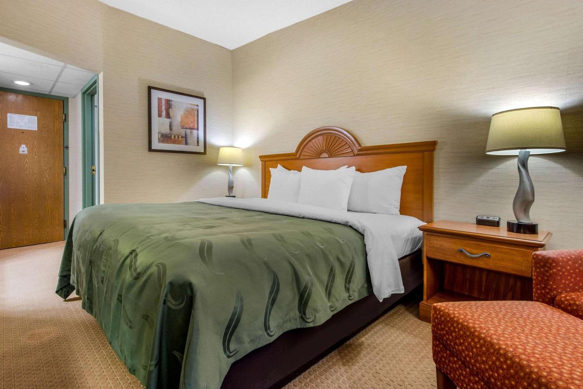 Quality Inn & Suites Mansfield photo 12