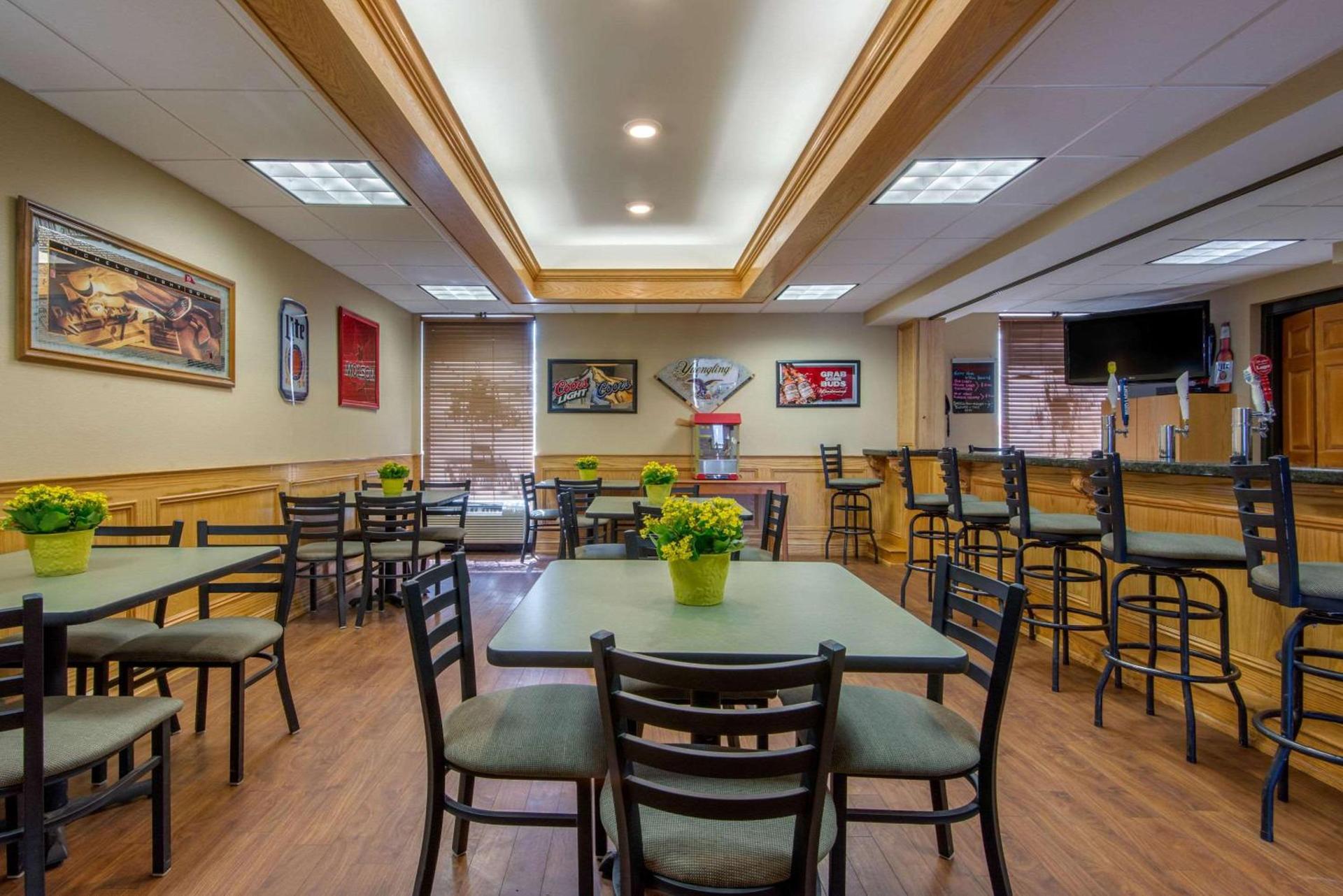 Quality Inn & Suites Mansfield photo 29
