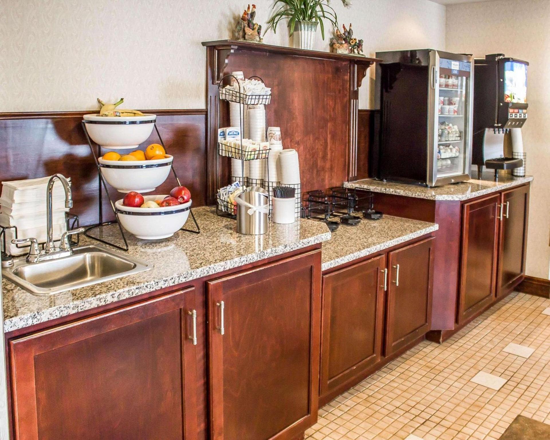 Quality Inn Clarion photo 23