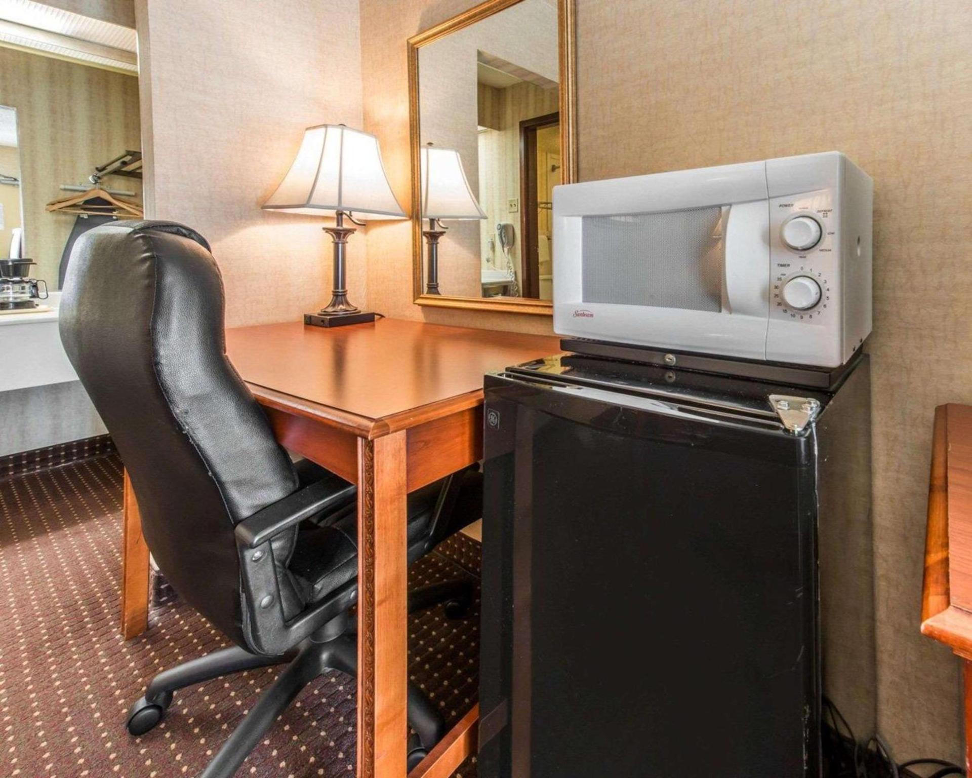 Quality Inn & Suites Erie near Casino photo 8