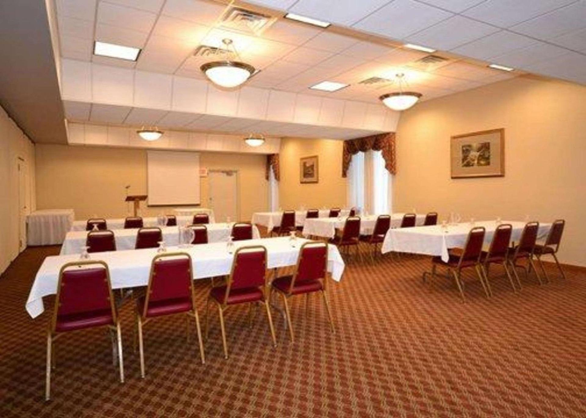Quality Inn & Conference Center Franklin Downtown photo 5
