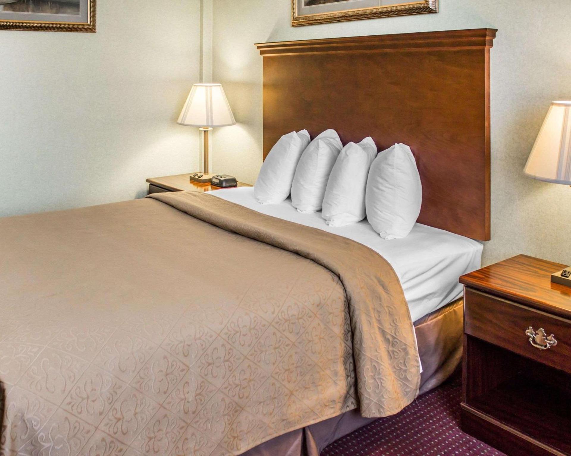 Quality Inn & Conference Center Franklin Downtown photo 8