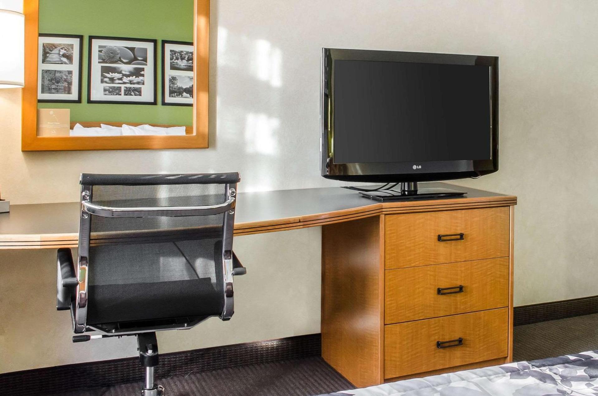 Sleep Inn & Suites Bensalem photo 9