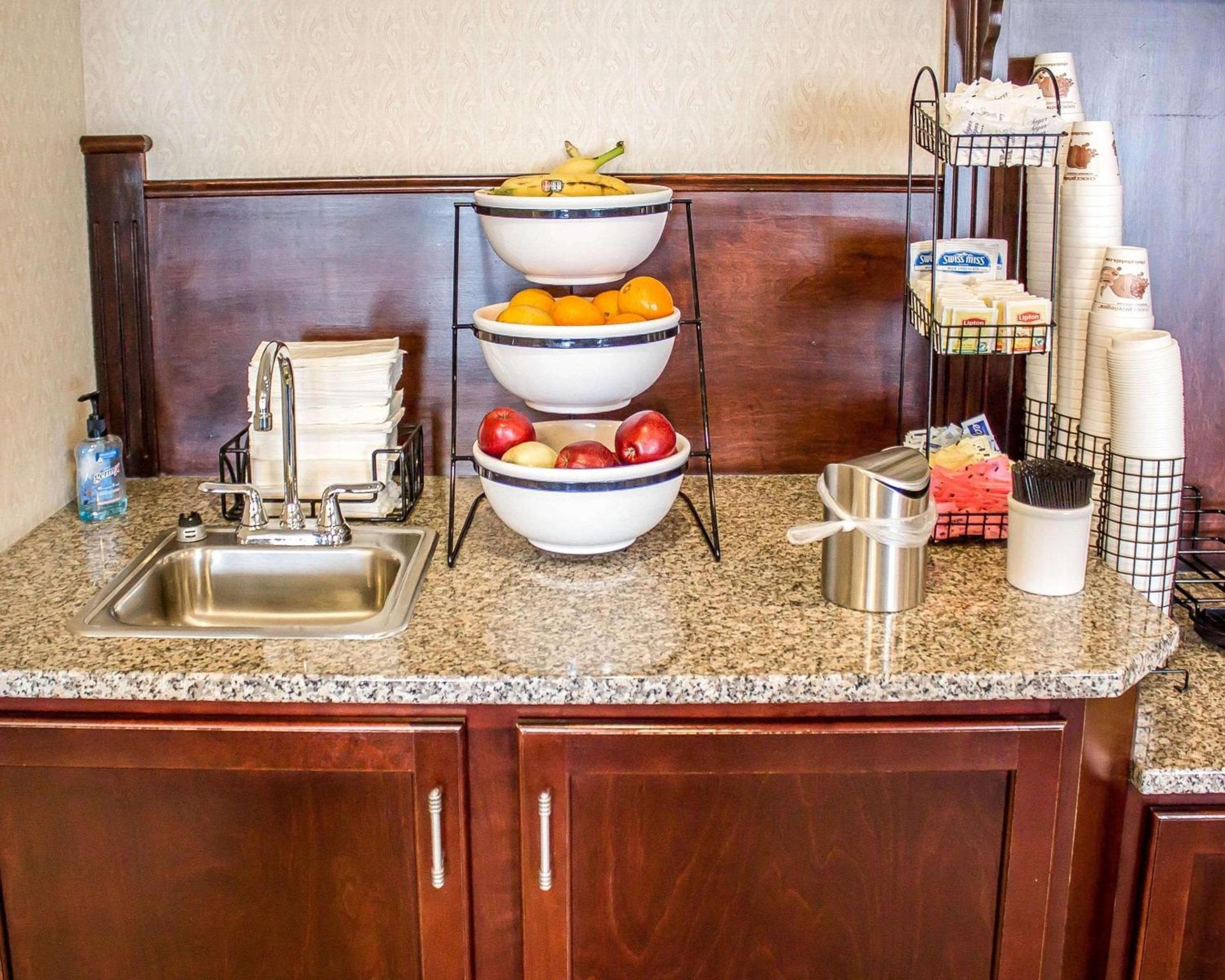 Quality Inn Clarion photo 24