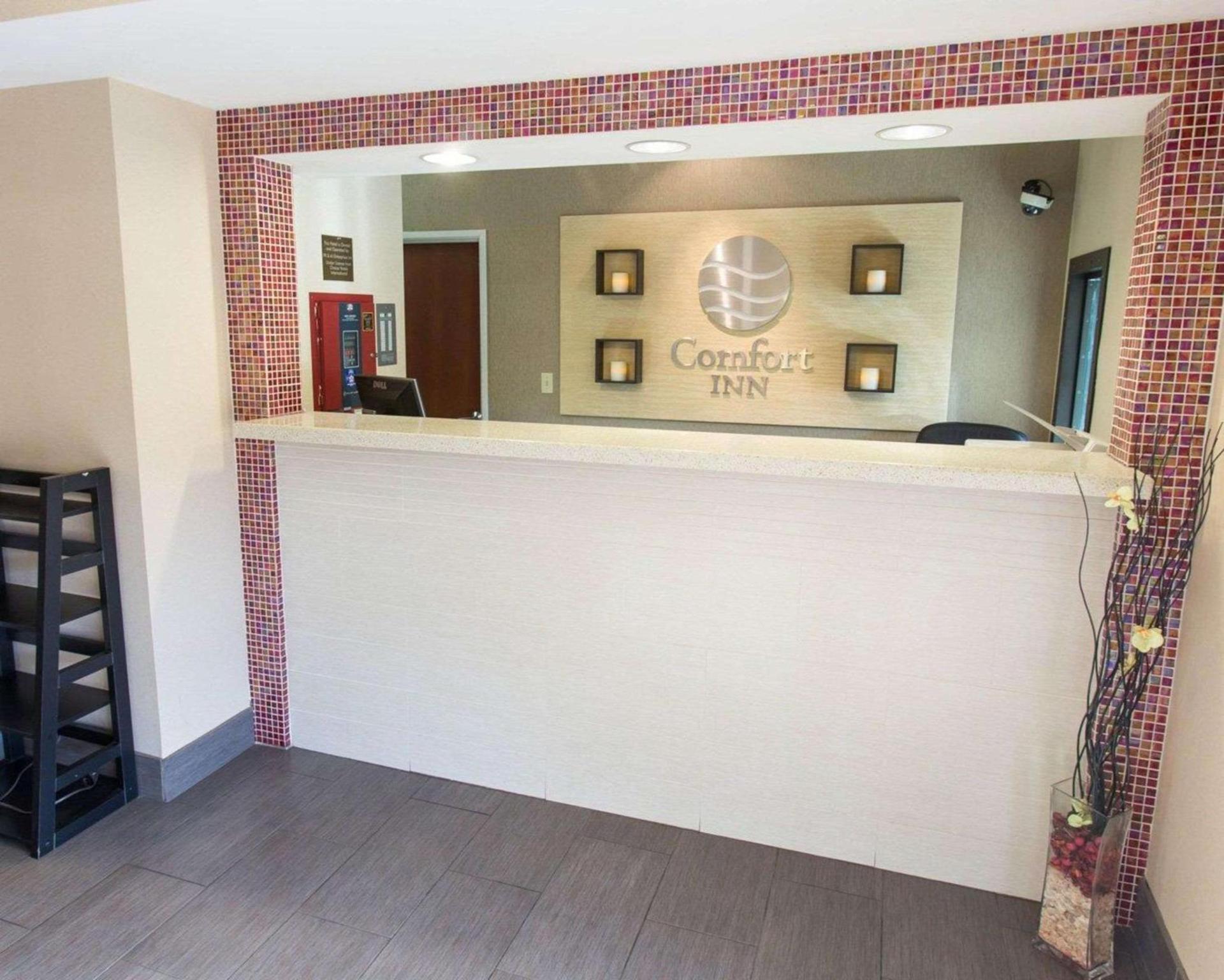 Comfort Inn Pittsburgh Crafton photo 4
