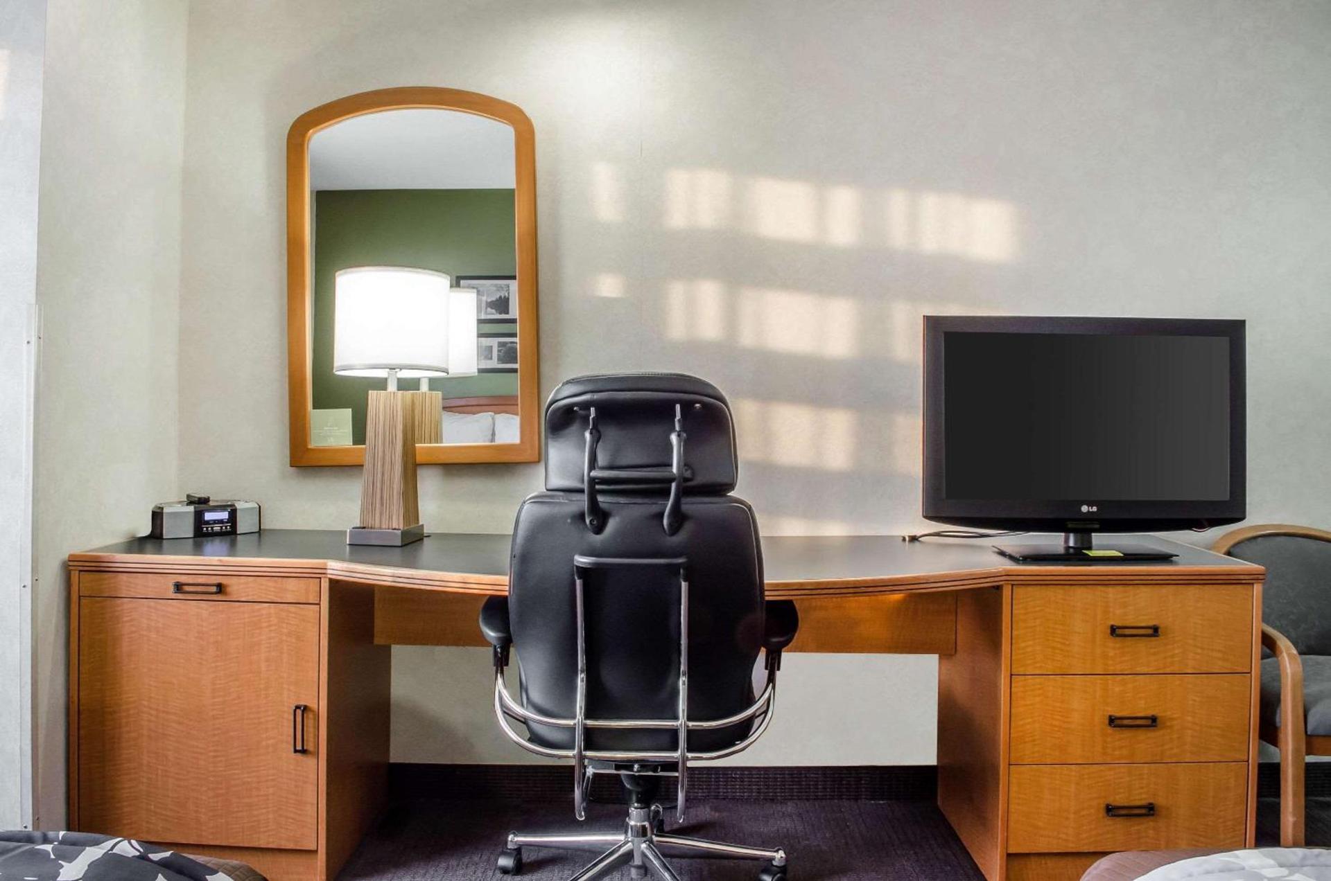 Sleep Inn & Suites Bensalem photo 17