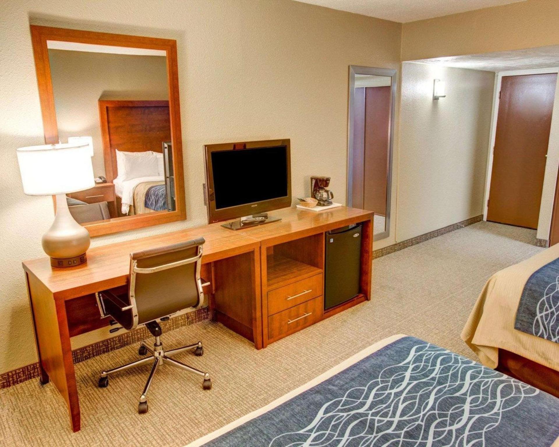 Comfort Inn Conference Center Pittsburgh Penn Hills photo 10