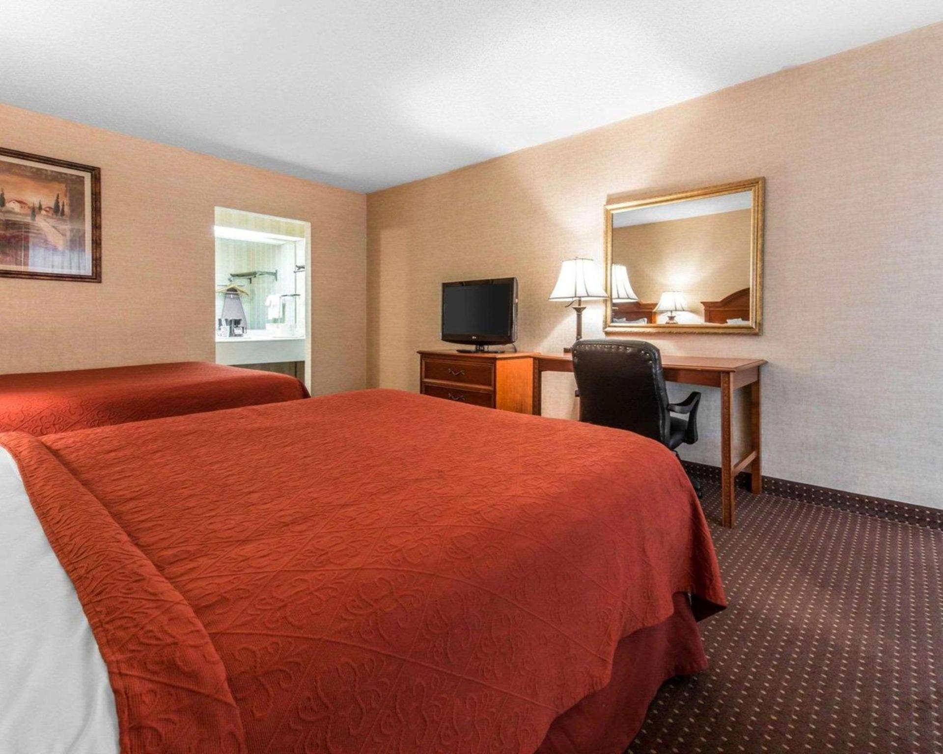 Quality Inn & Suites Erie near Casino photo 11