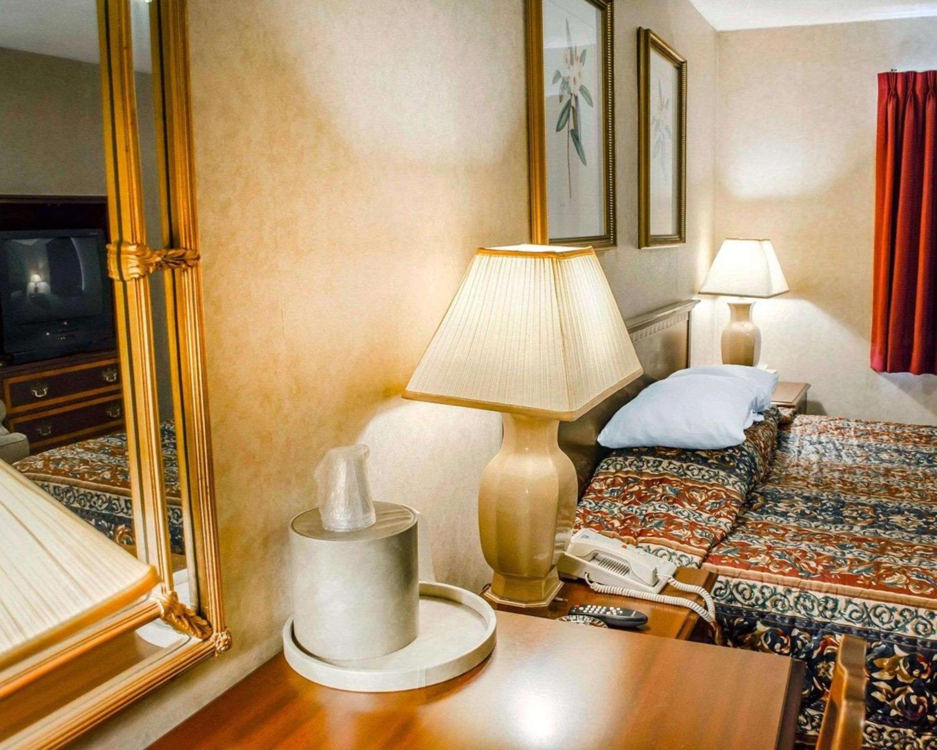 Rodeway Inn Dillsburg photo 17