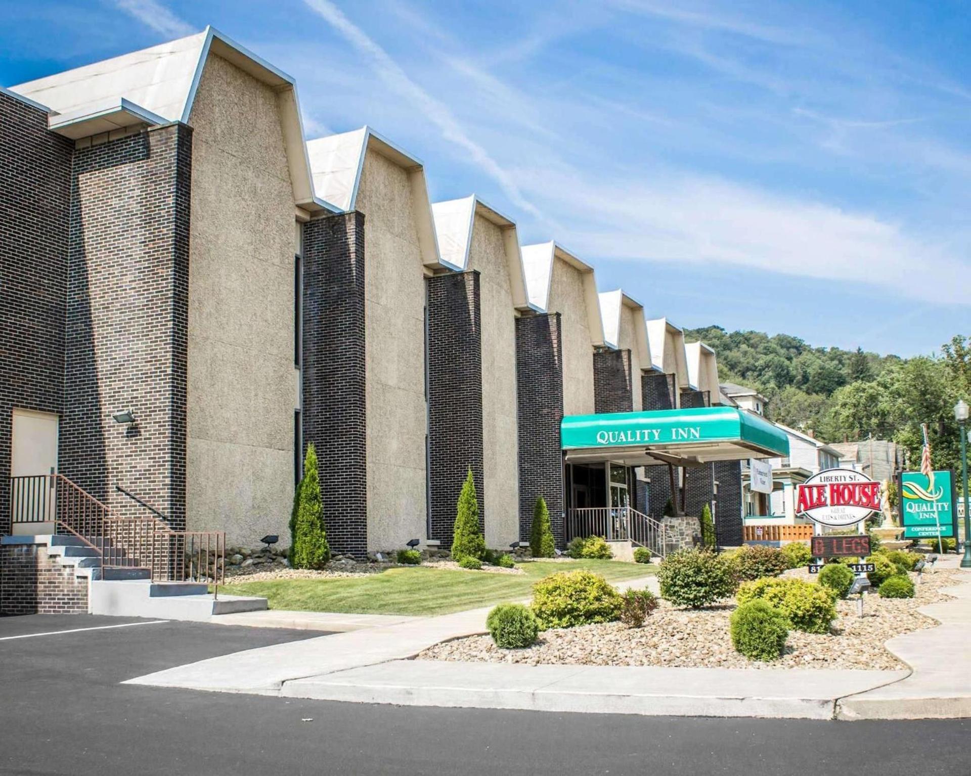 Quality Inn & Conference Center Franklin Downtown photo 1