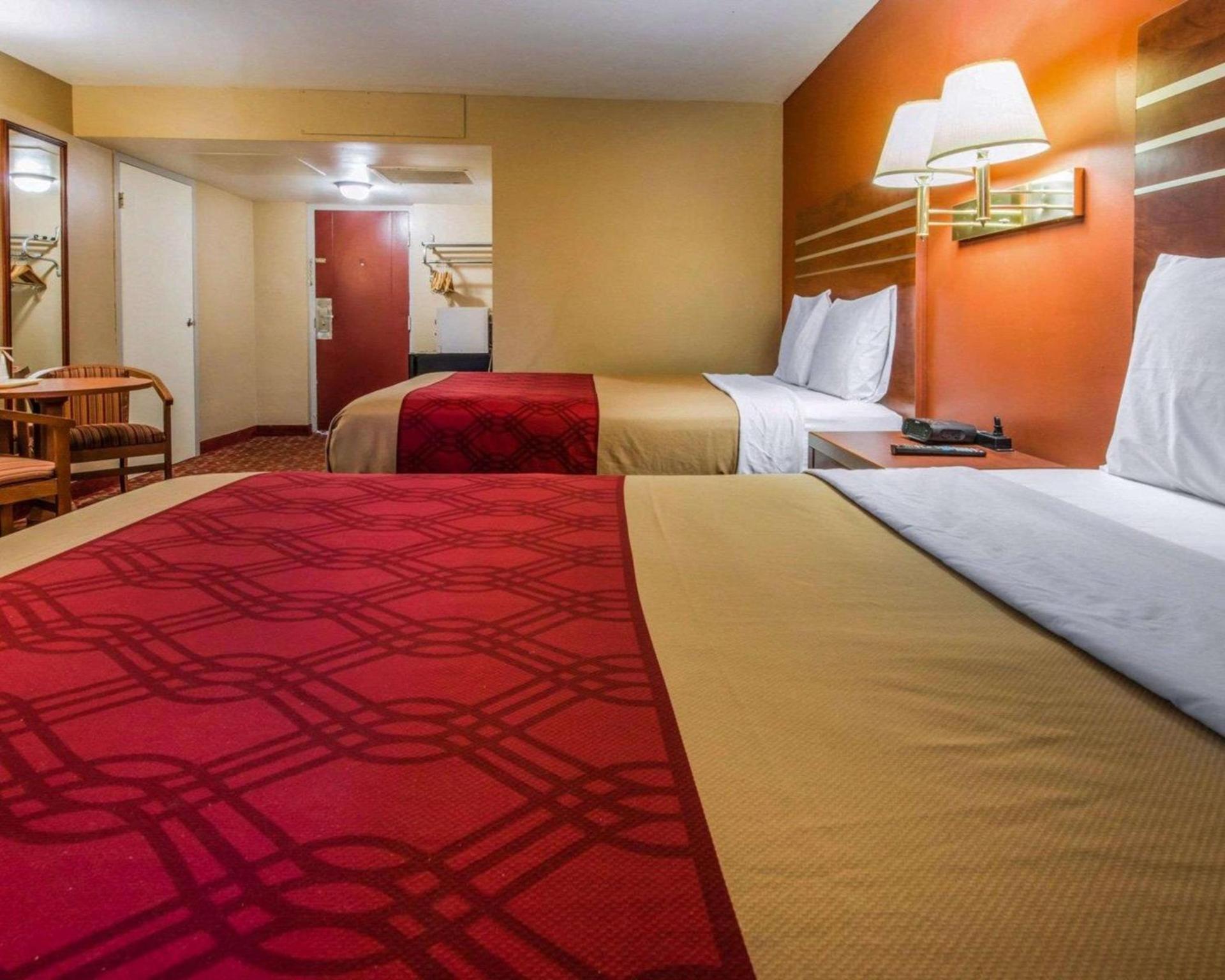 Econo Lodge Hermitage South photo 15