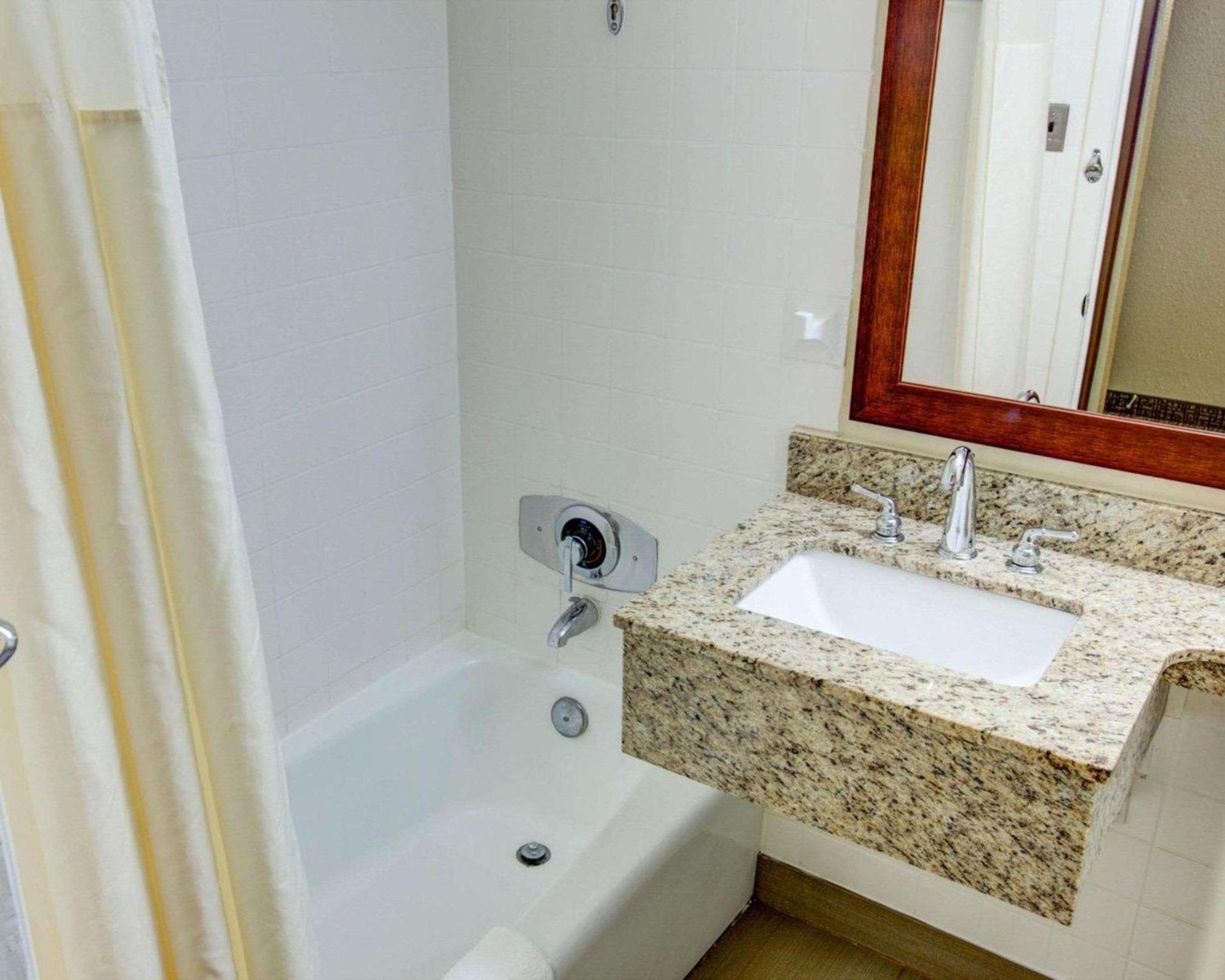 Comfort Inn Conference Center Pittsburgh Penn Hills photo 15