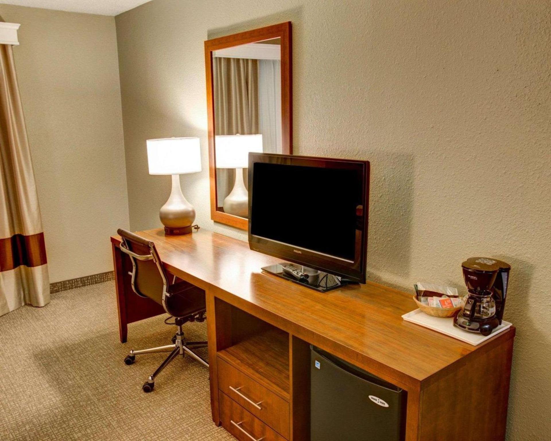 Comfort Inn Conference Center Pittsburgh Penn Hills photo 11
