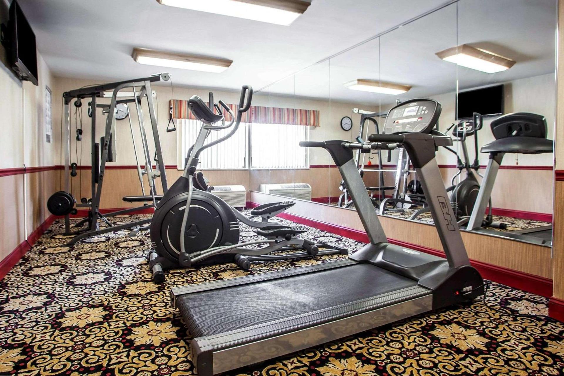 Comfort Inn Feasterville - Trevose photo 32
