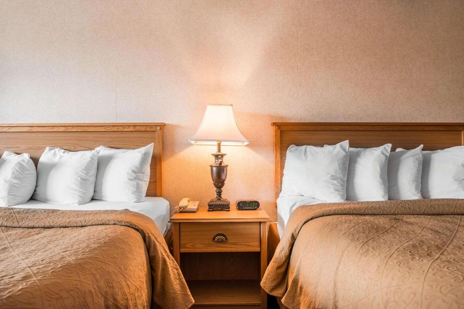 Quality Inn Pittsburgh Airport photo 20
