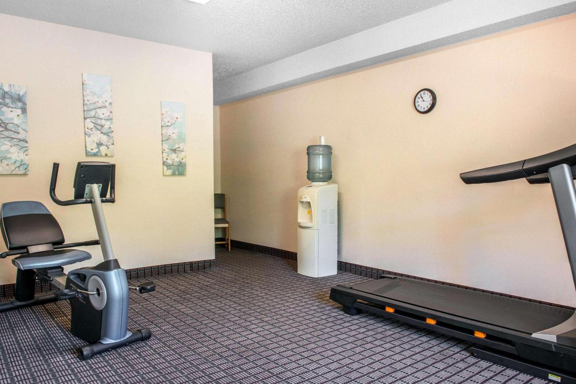 Quality Inn Meadville photo 6