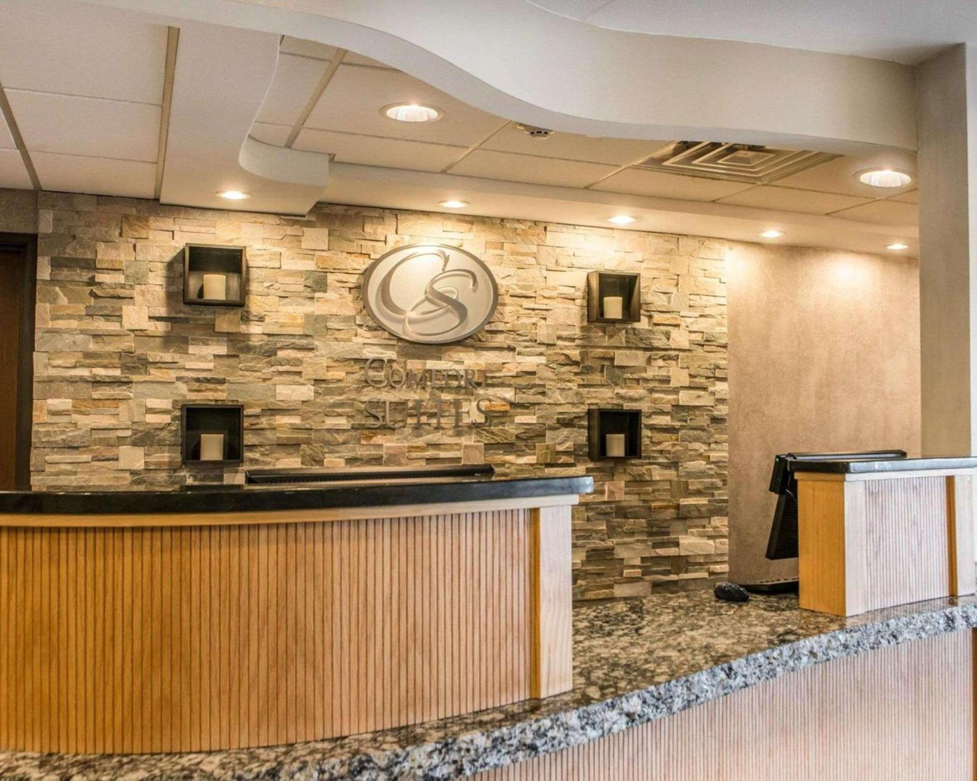 Comfort Suites Monroeville - Pittsburgh East photo 9