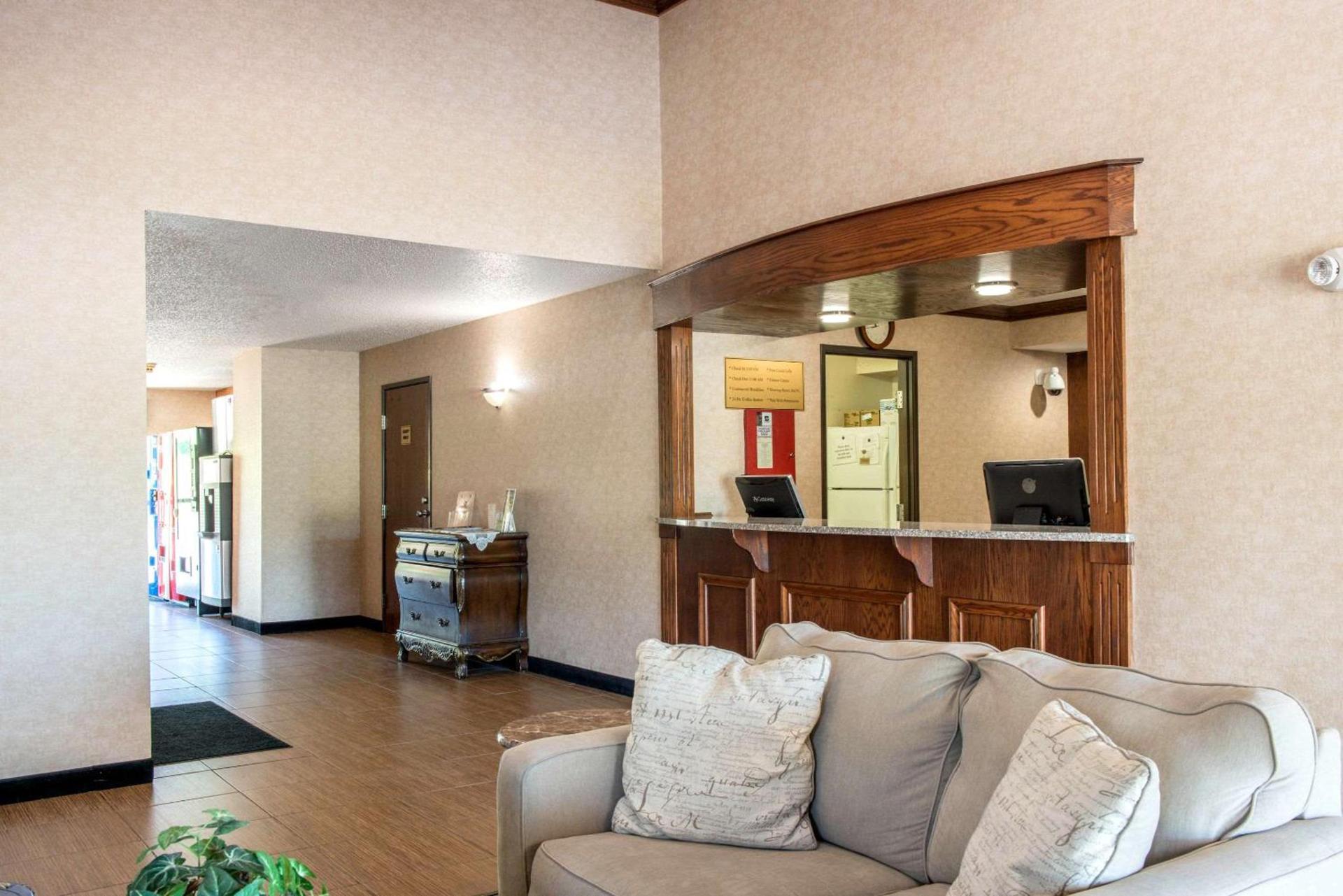 Quality Inn Meadville photo 16