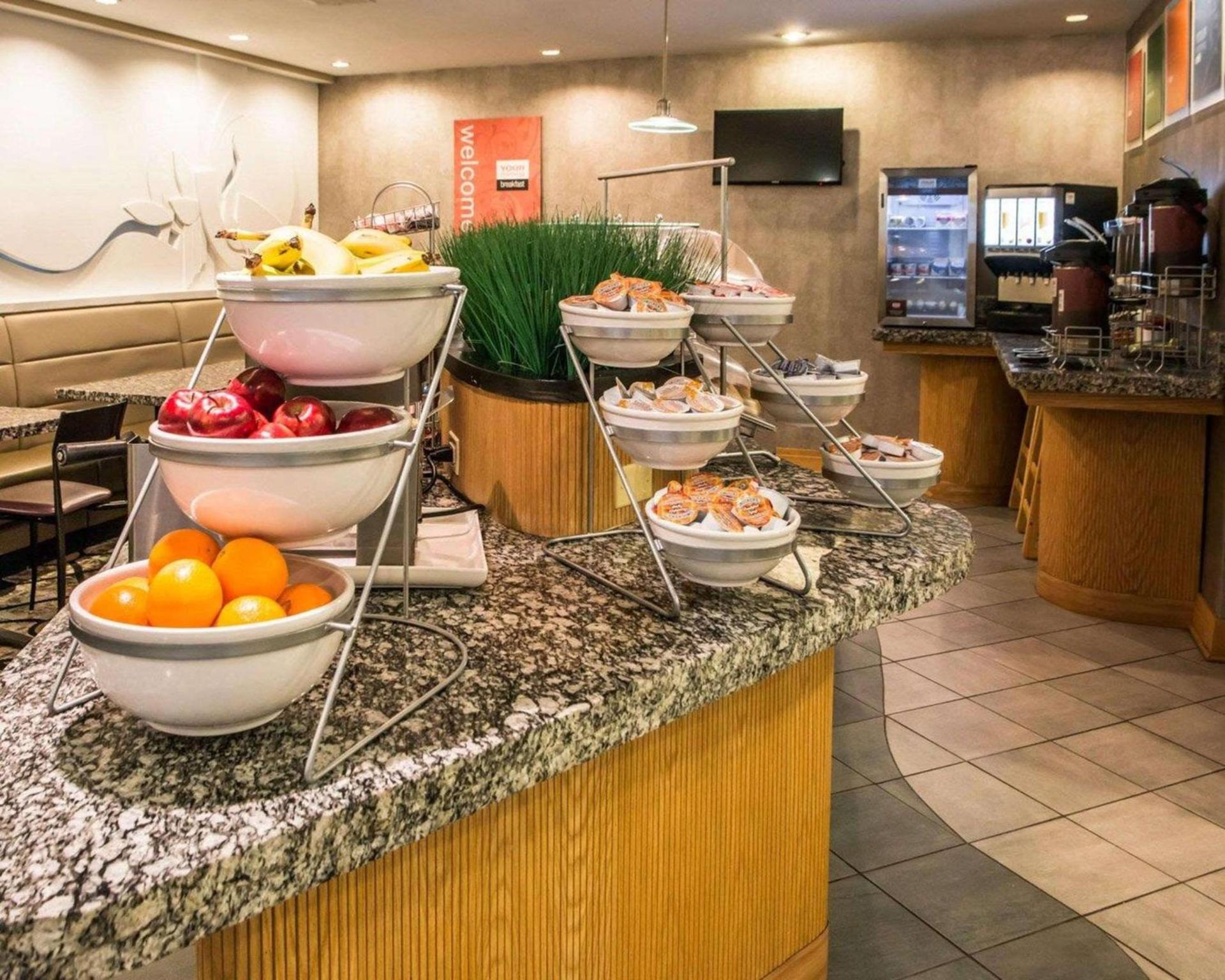 Comfort Suites Monroeville - Pittsburgh East photo 22