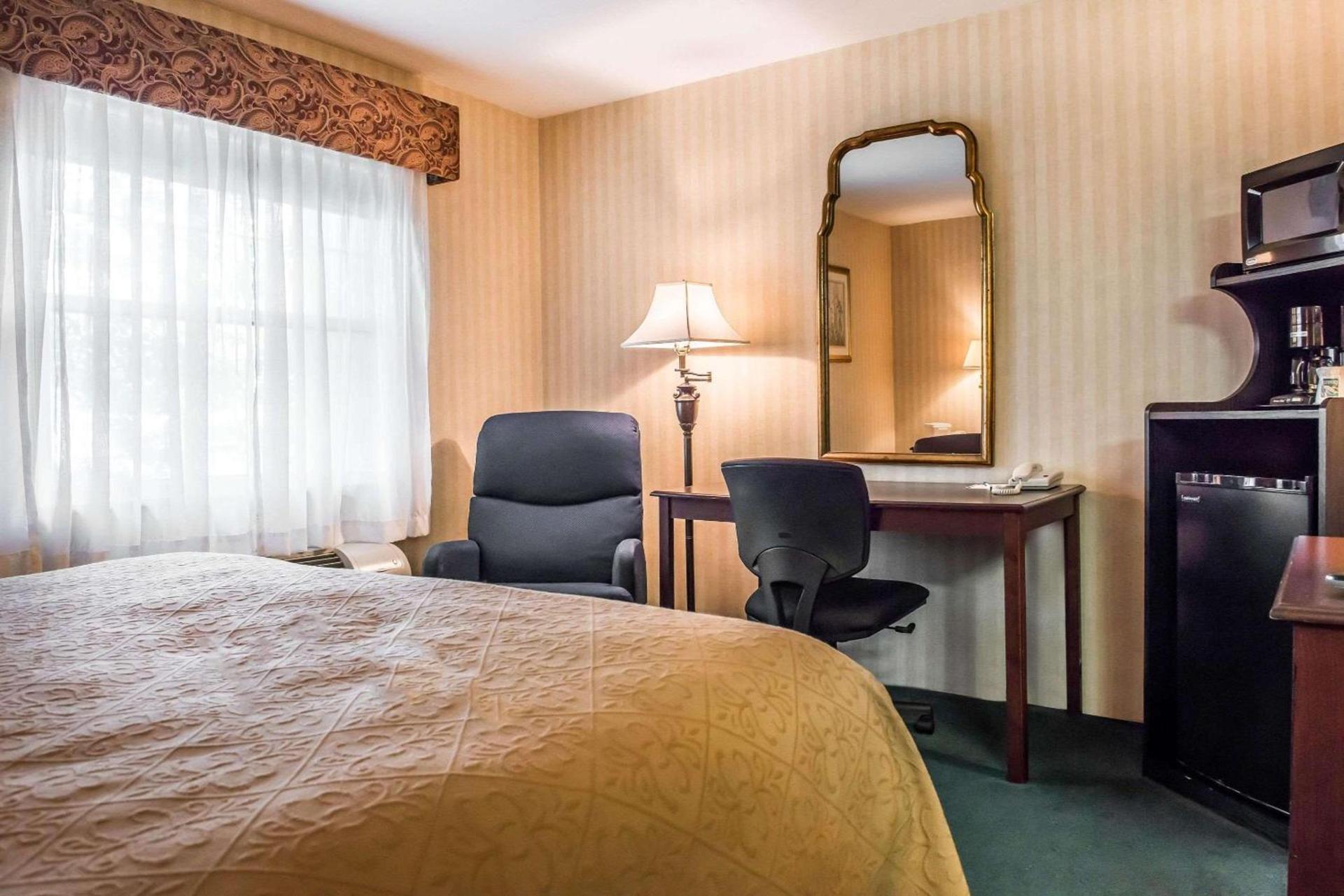 Quality Inn Pittsburgh Airport photo 19