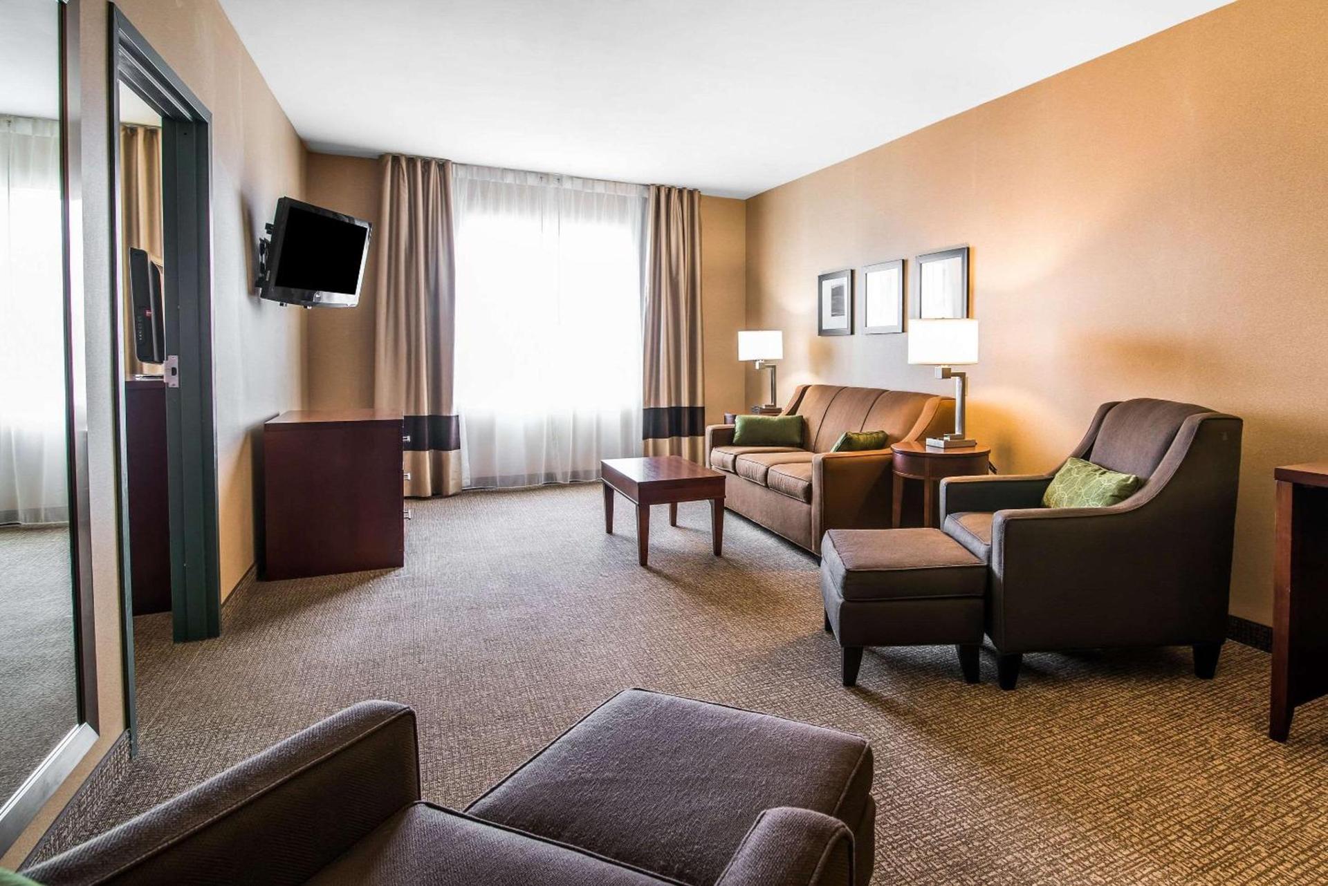 Quality Inn & Suites Towanda photo 20