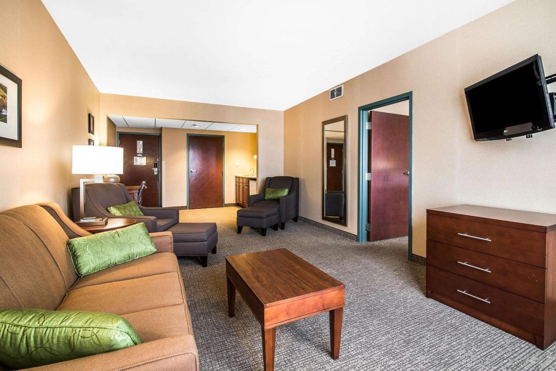 Quality Inn & Suites Towanda photo 14