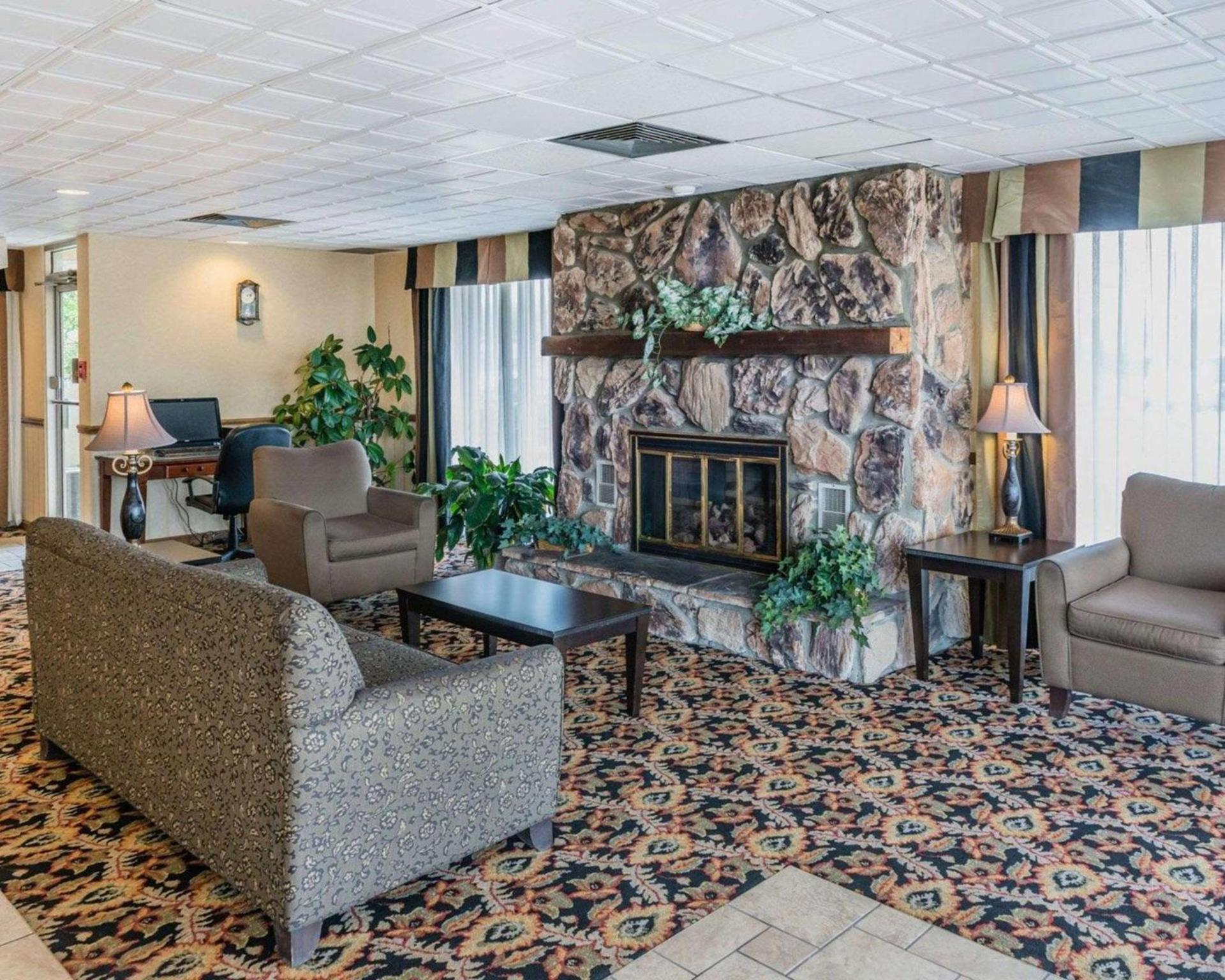 Rodeway Inn Mercer I-80 photo 4