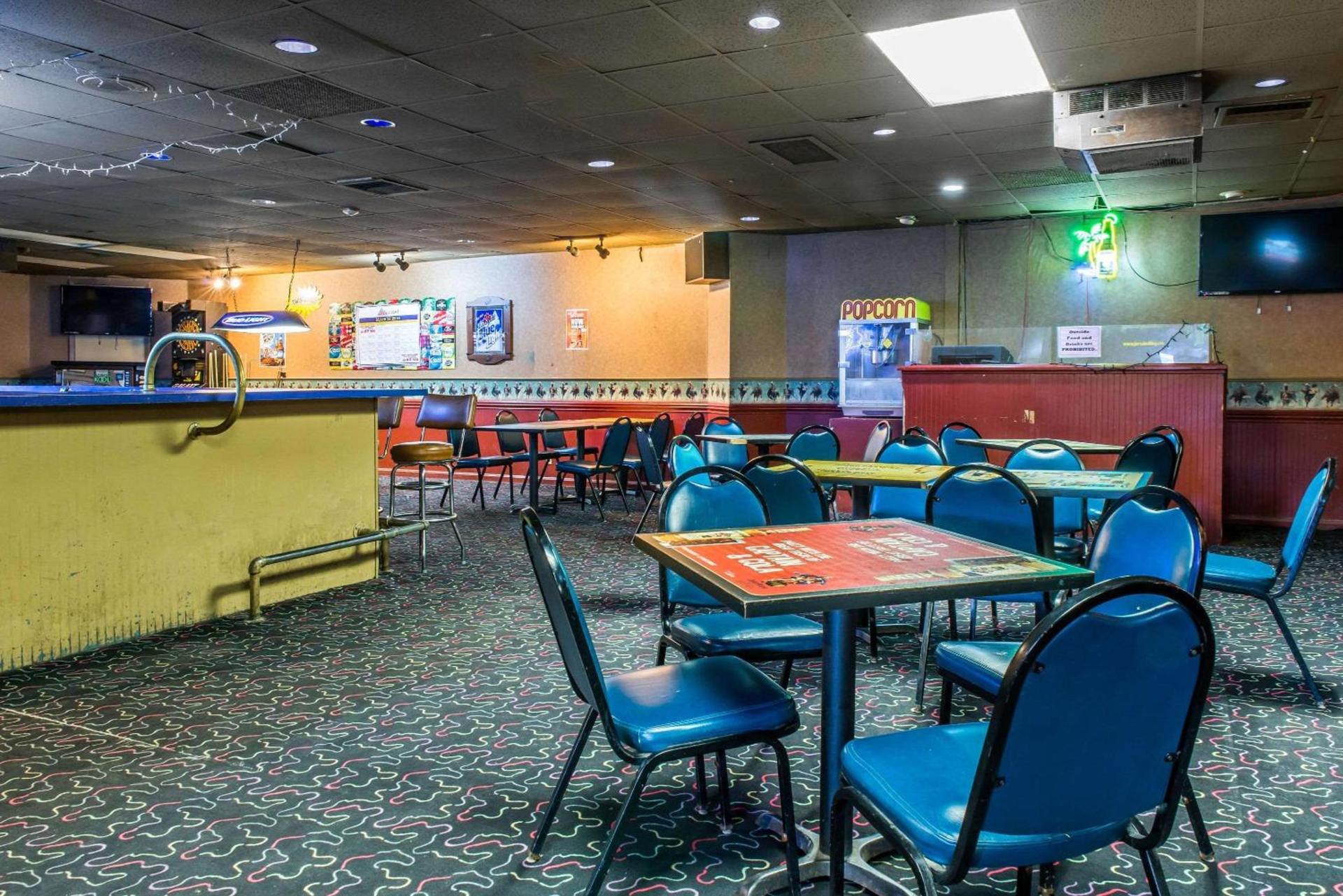 Quality Inn & Suites Fairview - Erie photo 29