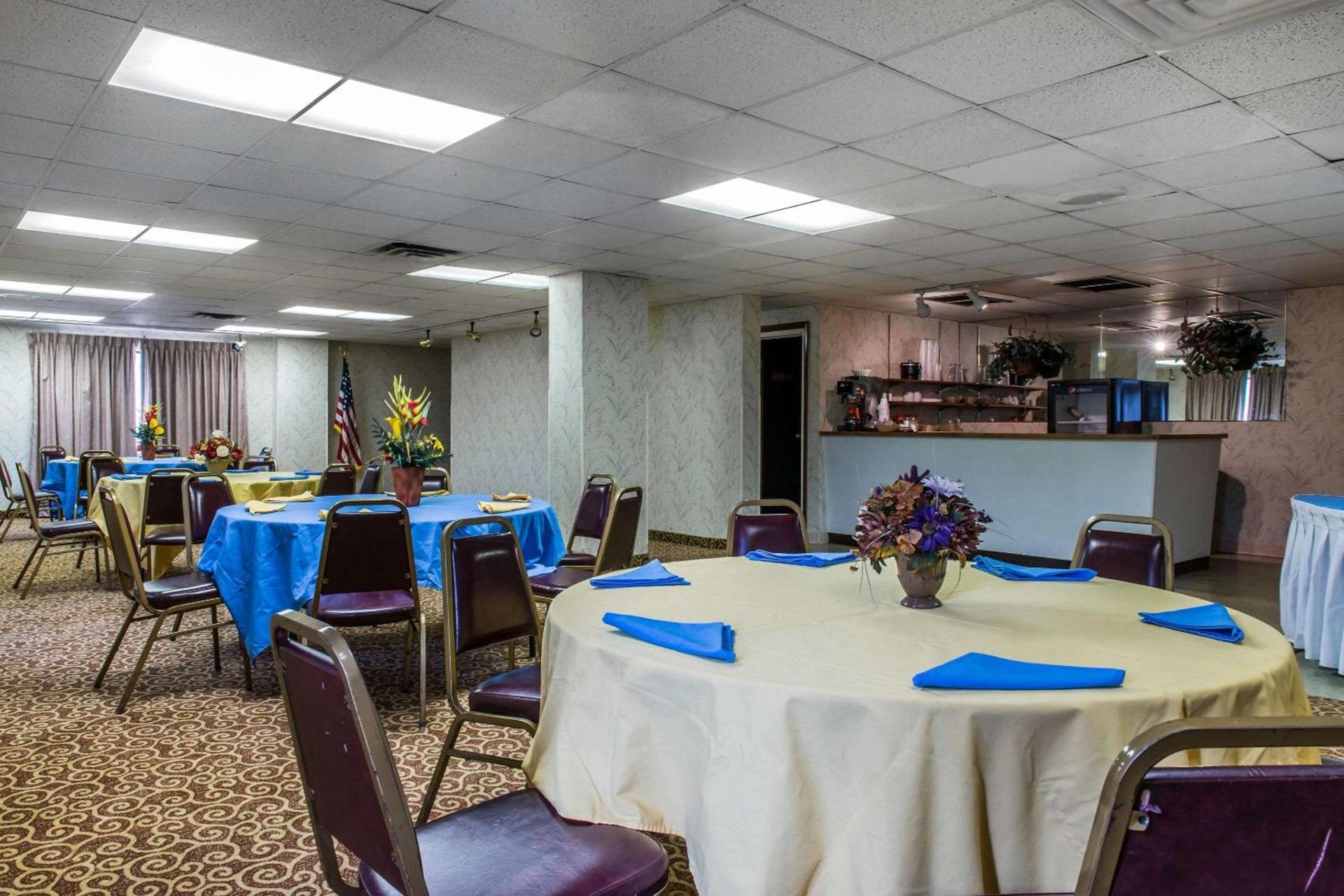 Quality Inn & Suites Fairview - Erie photo 23