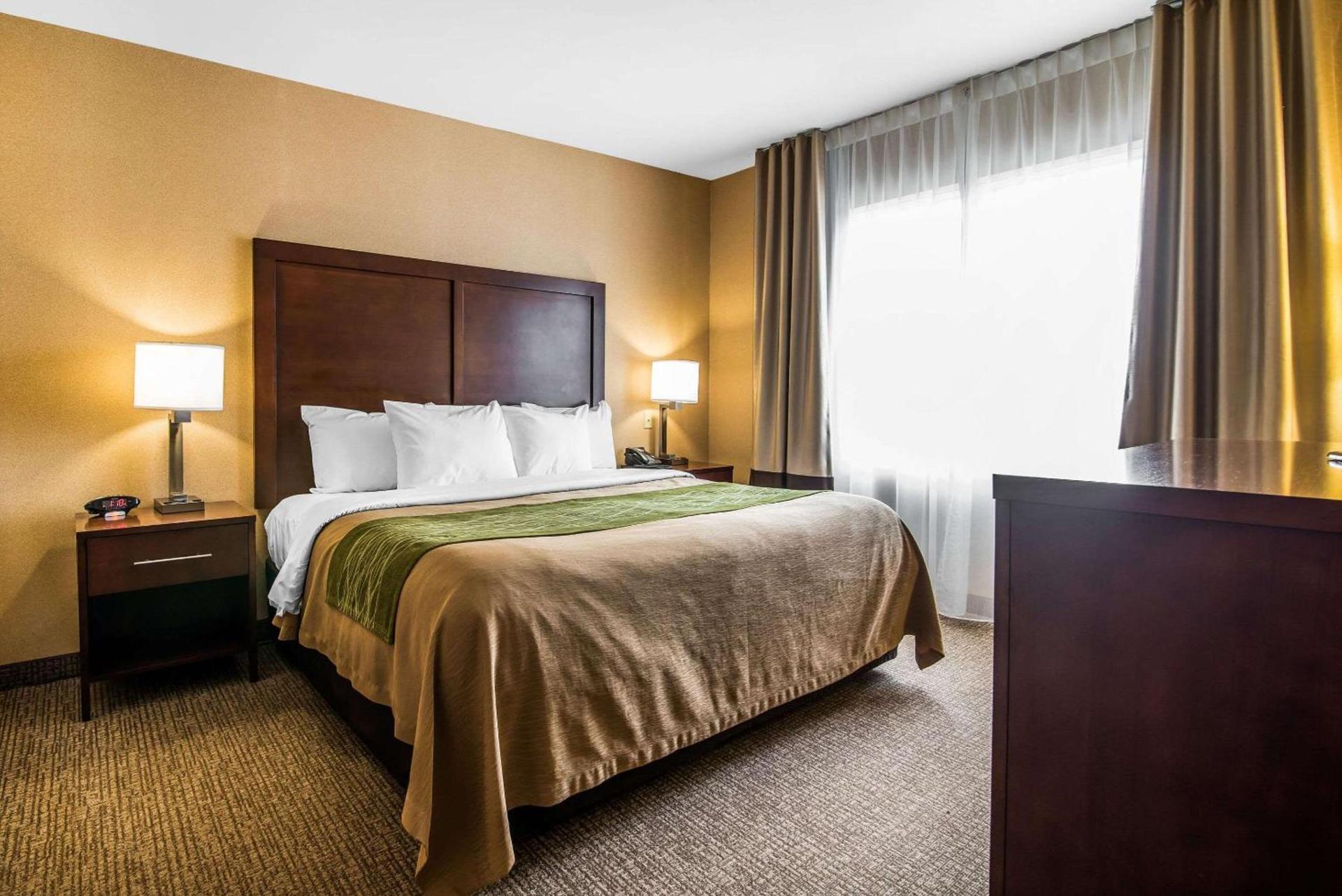 Quality Inn & Suites Towanda photo 12