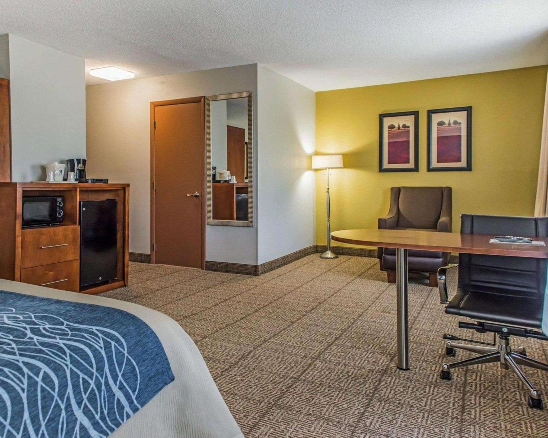 Quality Inn Belle Vernon photo 9