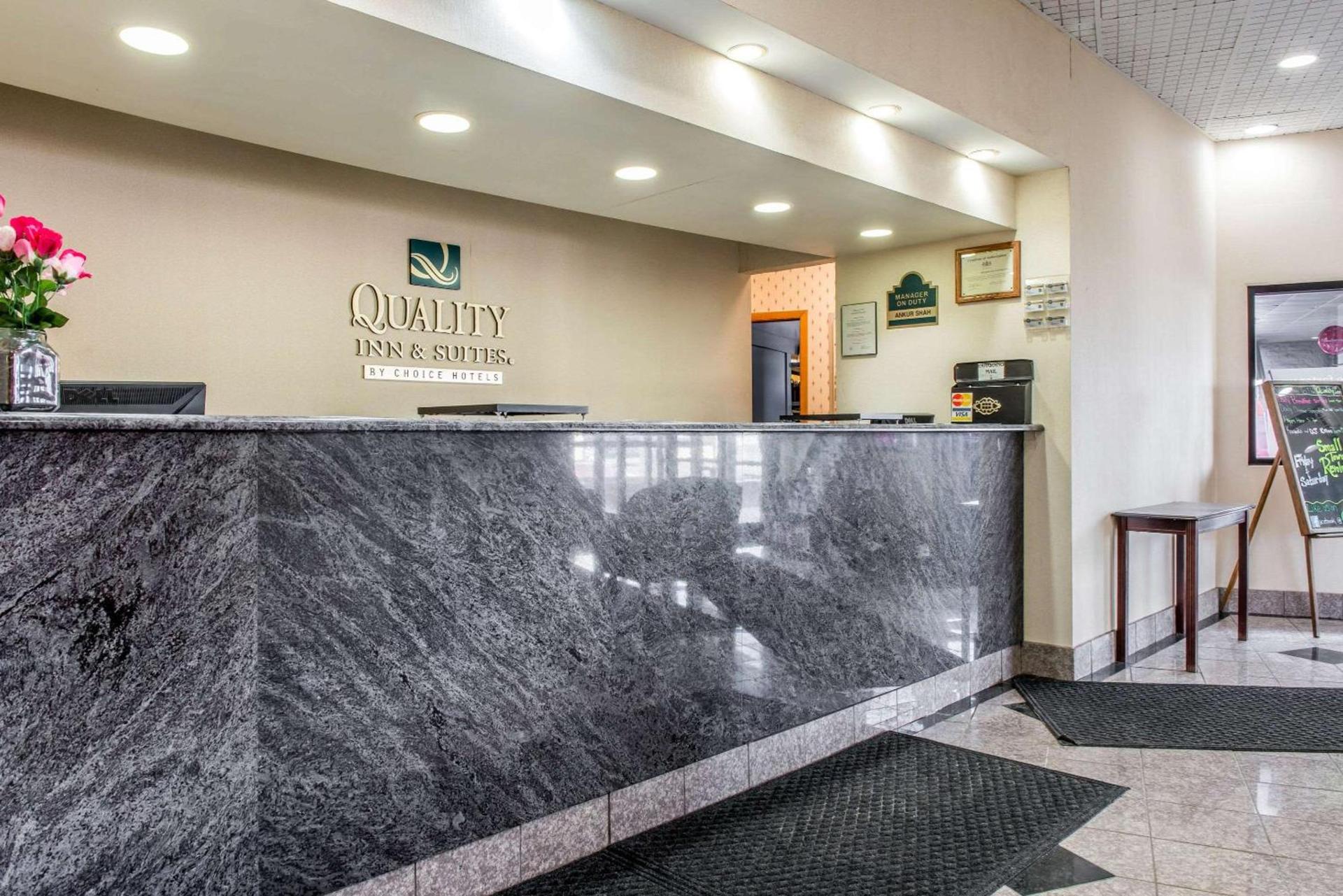 Quality Inn & Suites Fairview - Erie photo 4