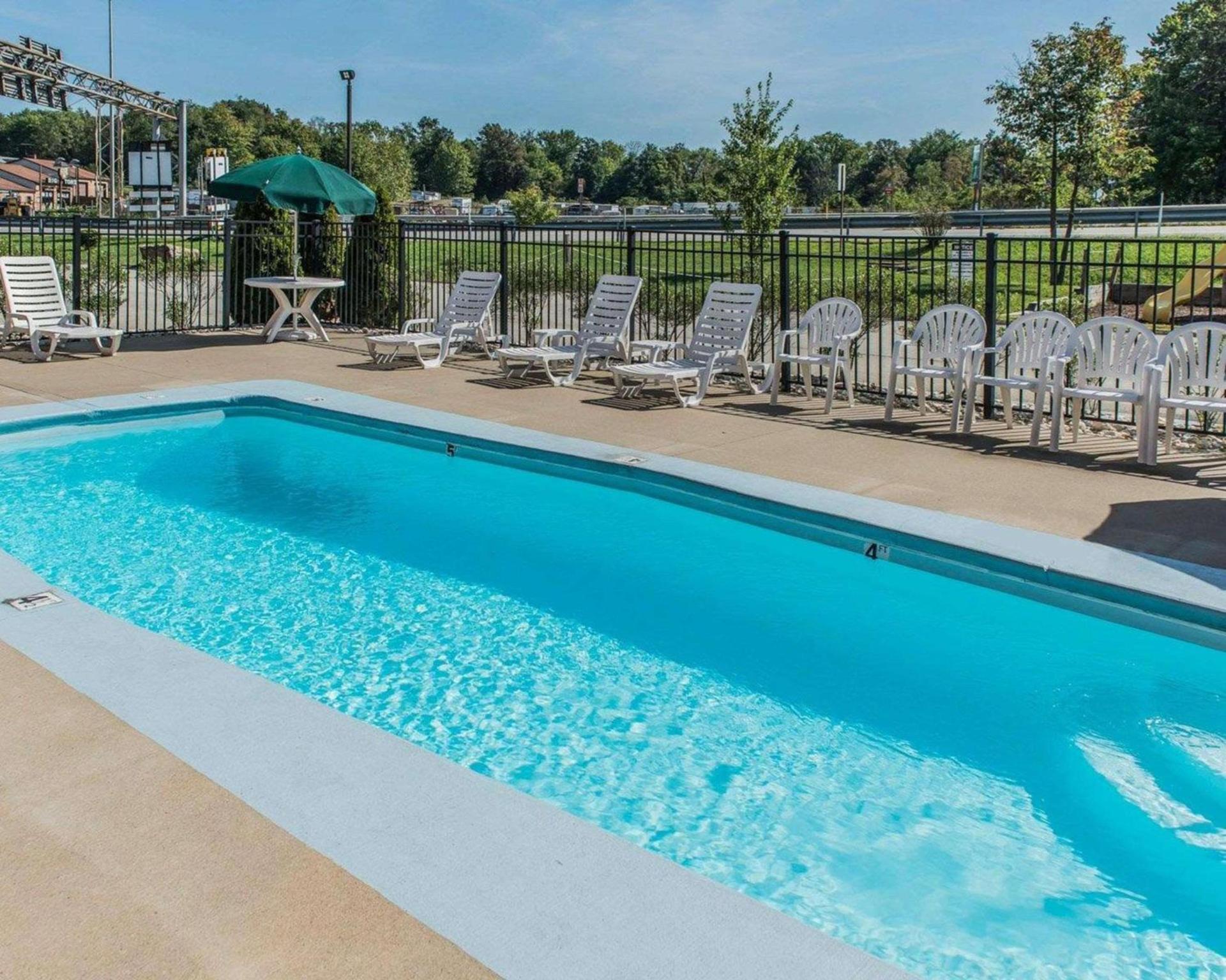 Quality Inn Belle Vernon photo 23