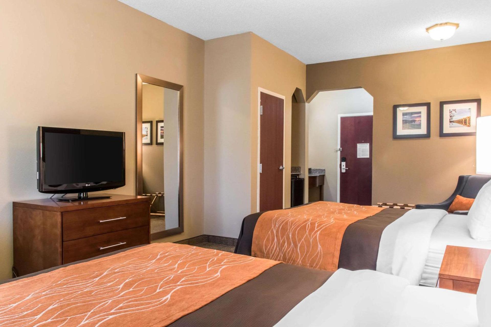 Comfort Inn Lancaster County photo 13