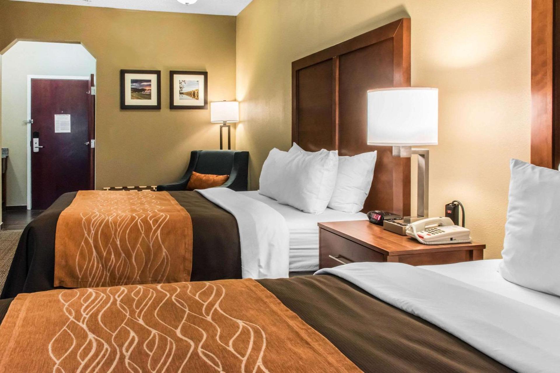 Comfort Inn Lancaster County photo 11