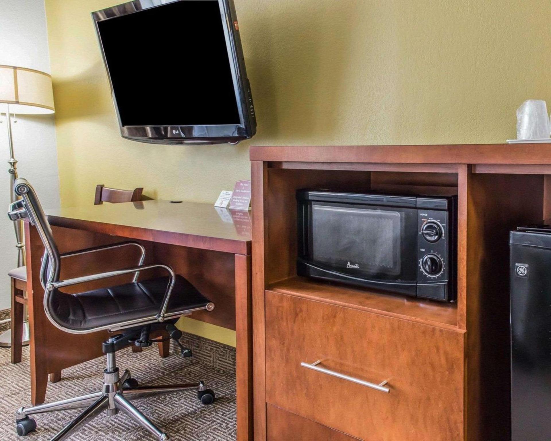 Quality Inn Belle Vernon photo 13