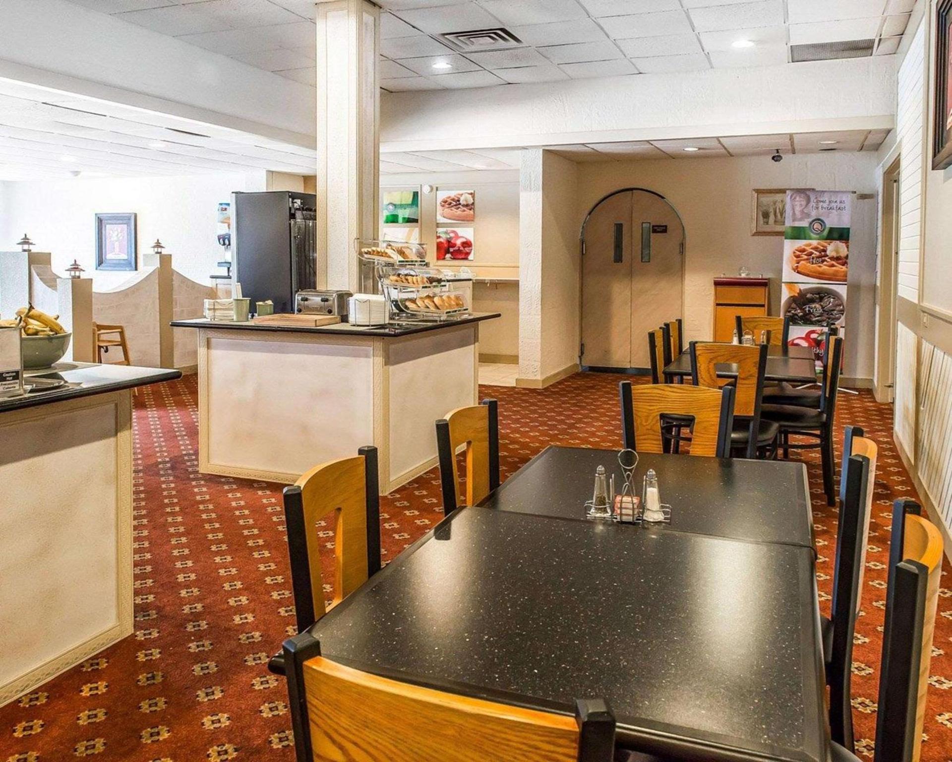 Quality Inn & Suites Indiana South photo 32