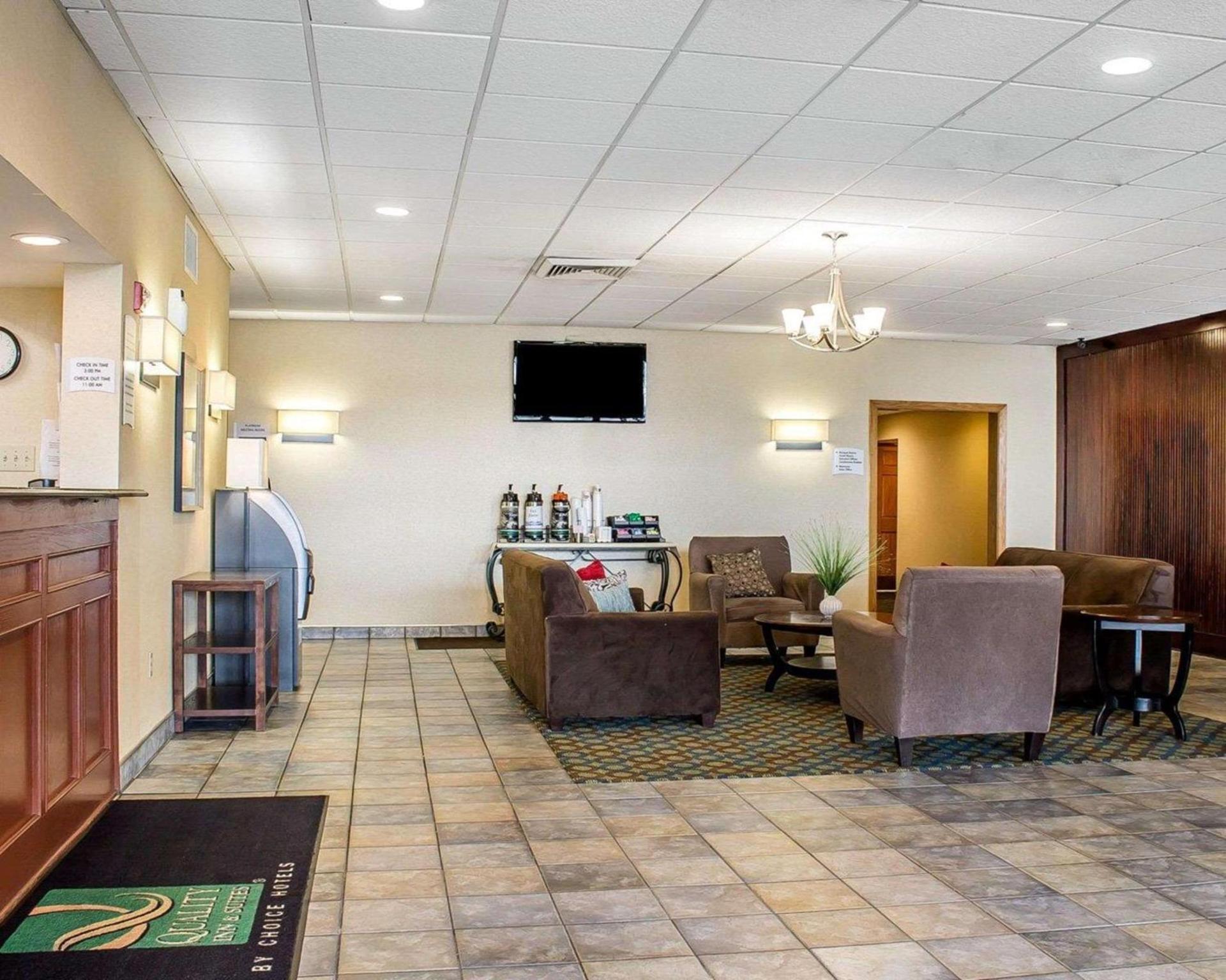 Wilkes-Barre Inn & Suites photo 31