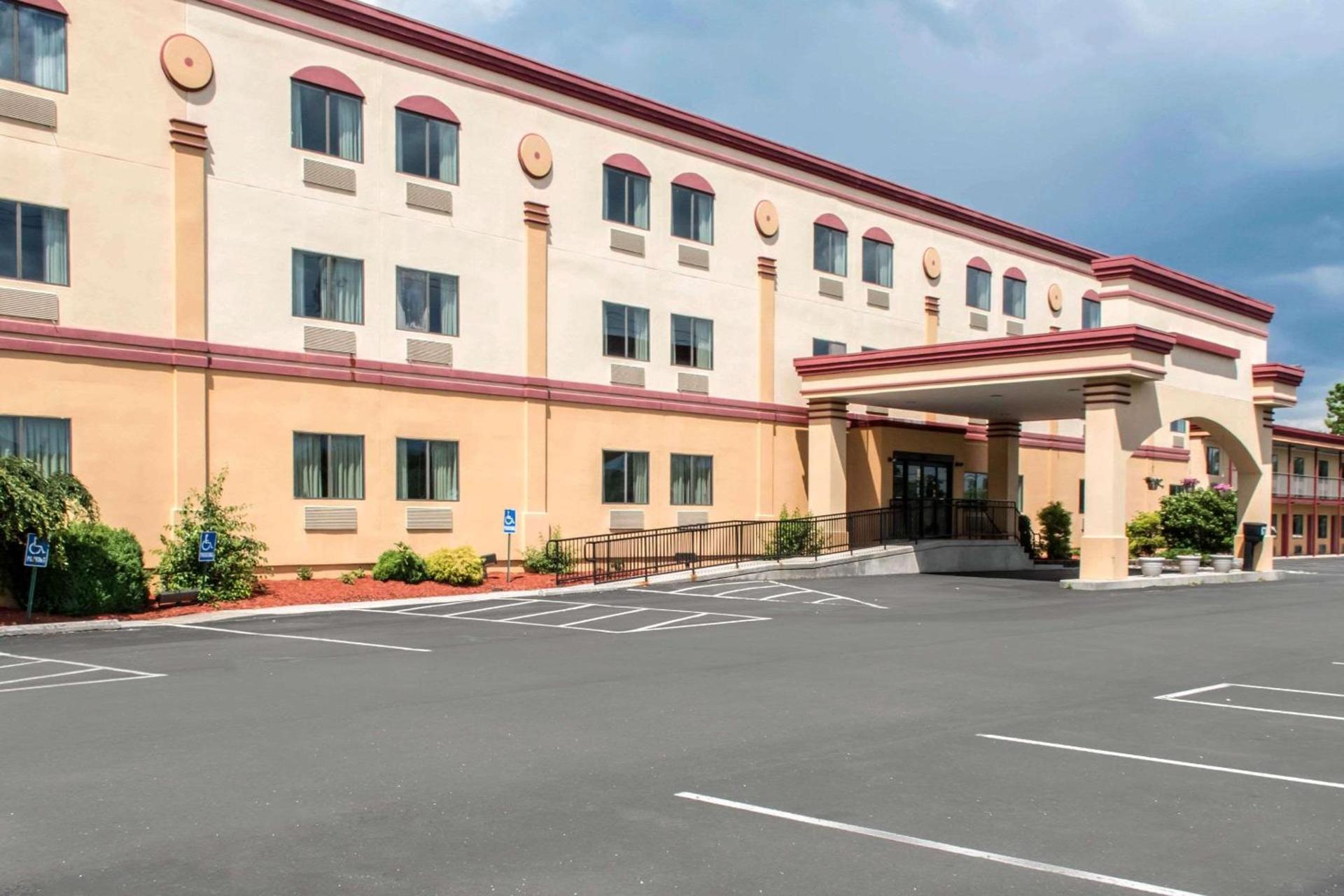 Econo Lodge Carlisle photo 2