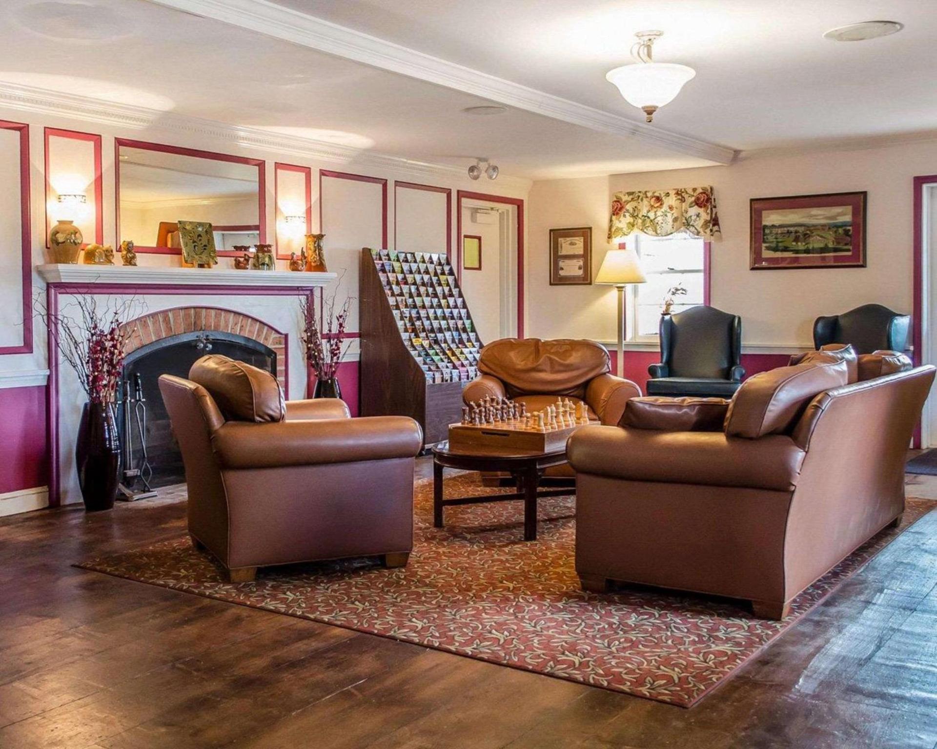 Clarion Inn Strasburg - Lancaster photo 7