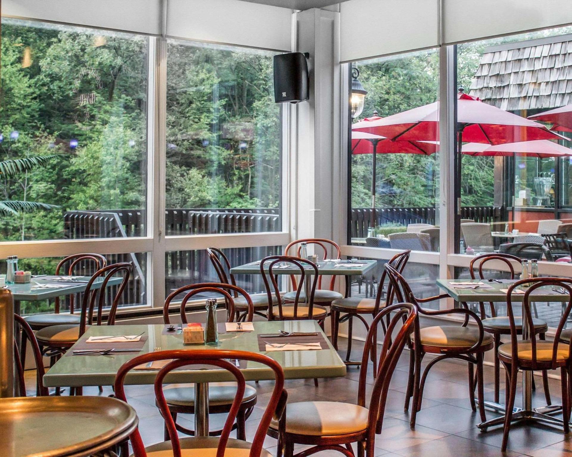 The Woodlands Inn photo 46
