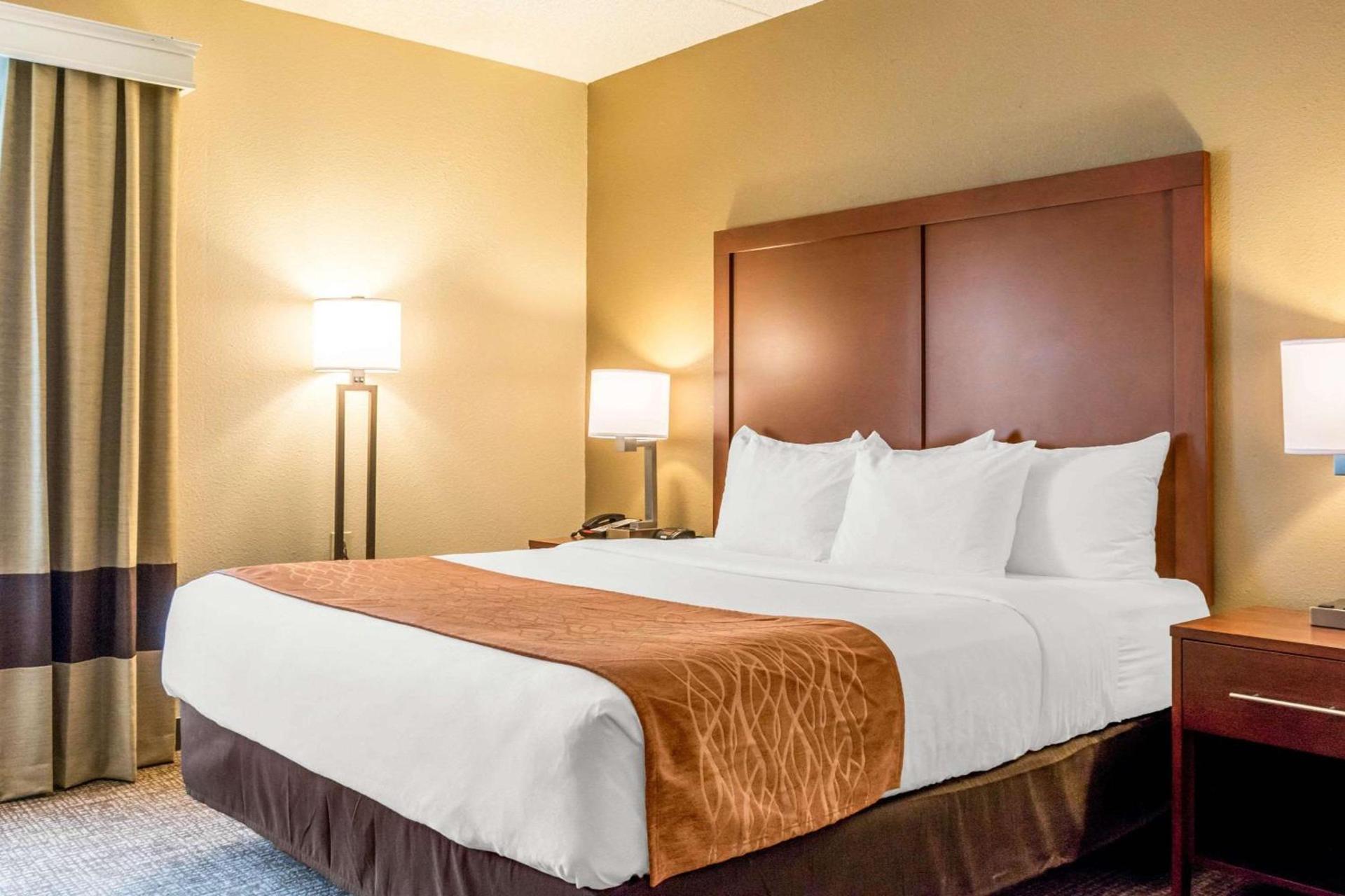 Comfort Inn Chambersburg North photo 12
