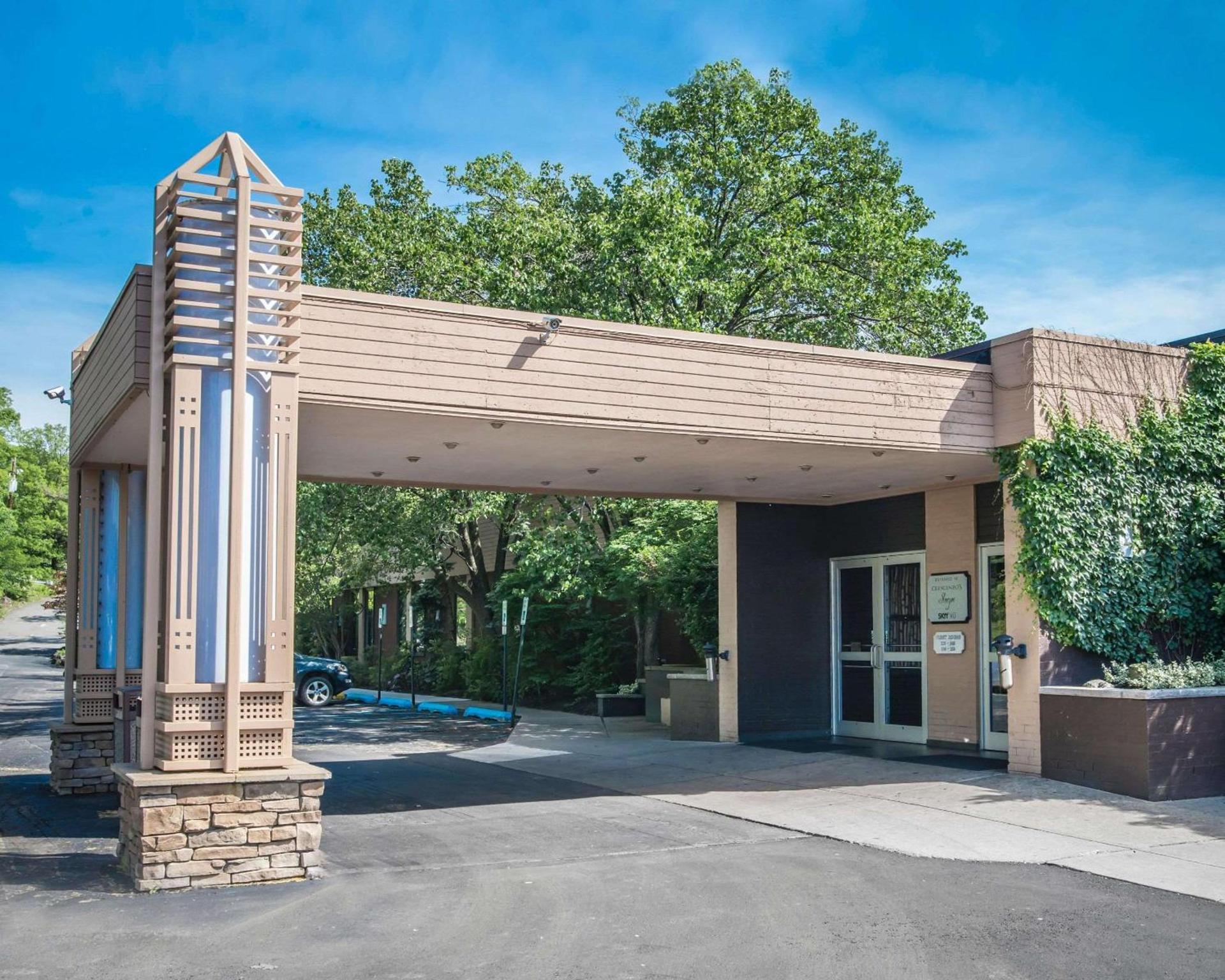The Woodlands Inn — hotel in Wilkes-Barre