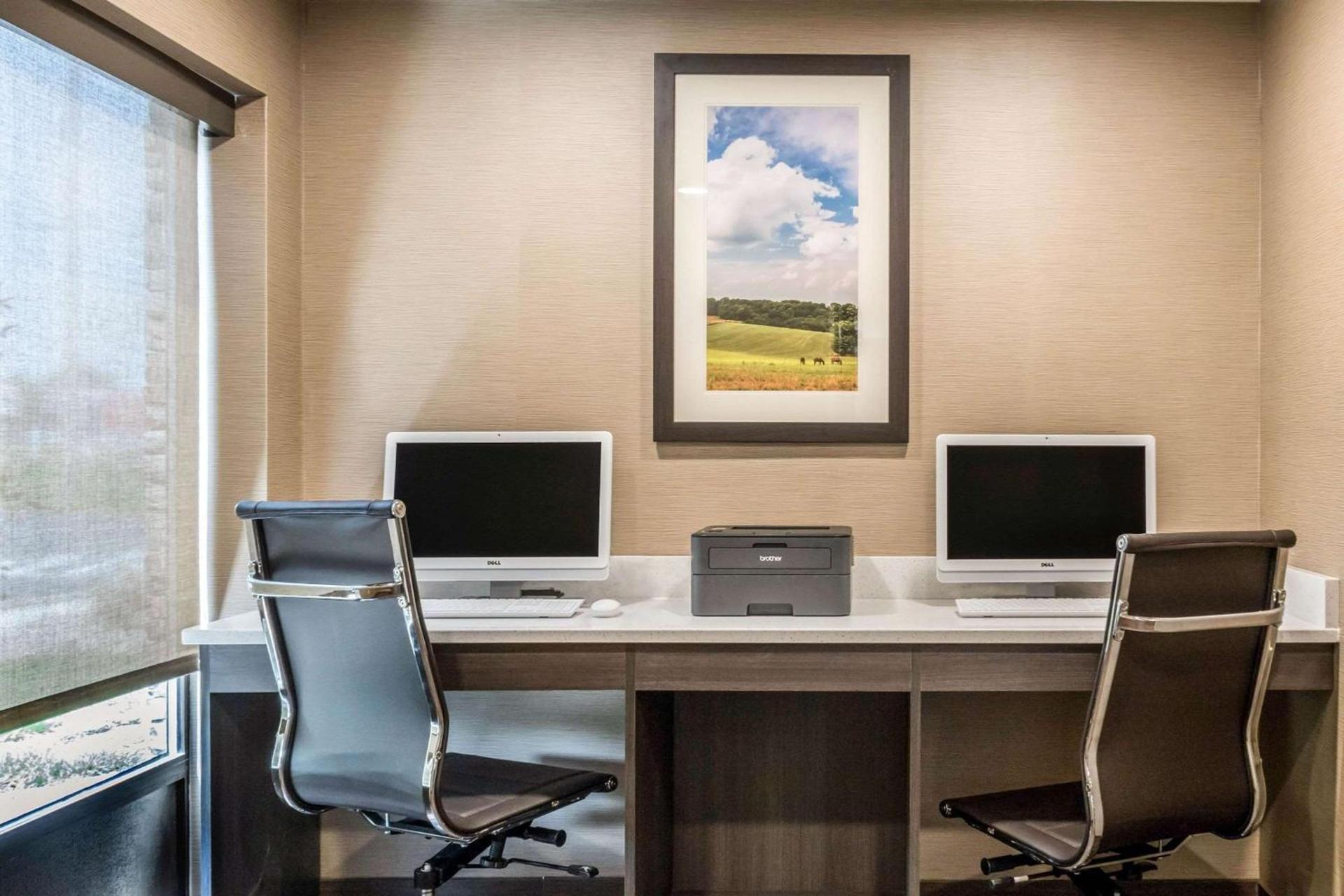 Comfort Inn Chambersburg North photo 24
