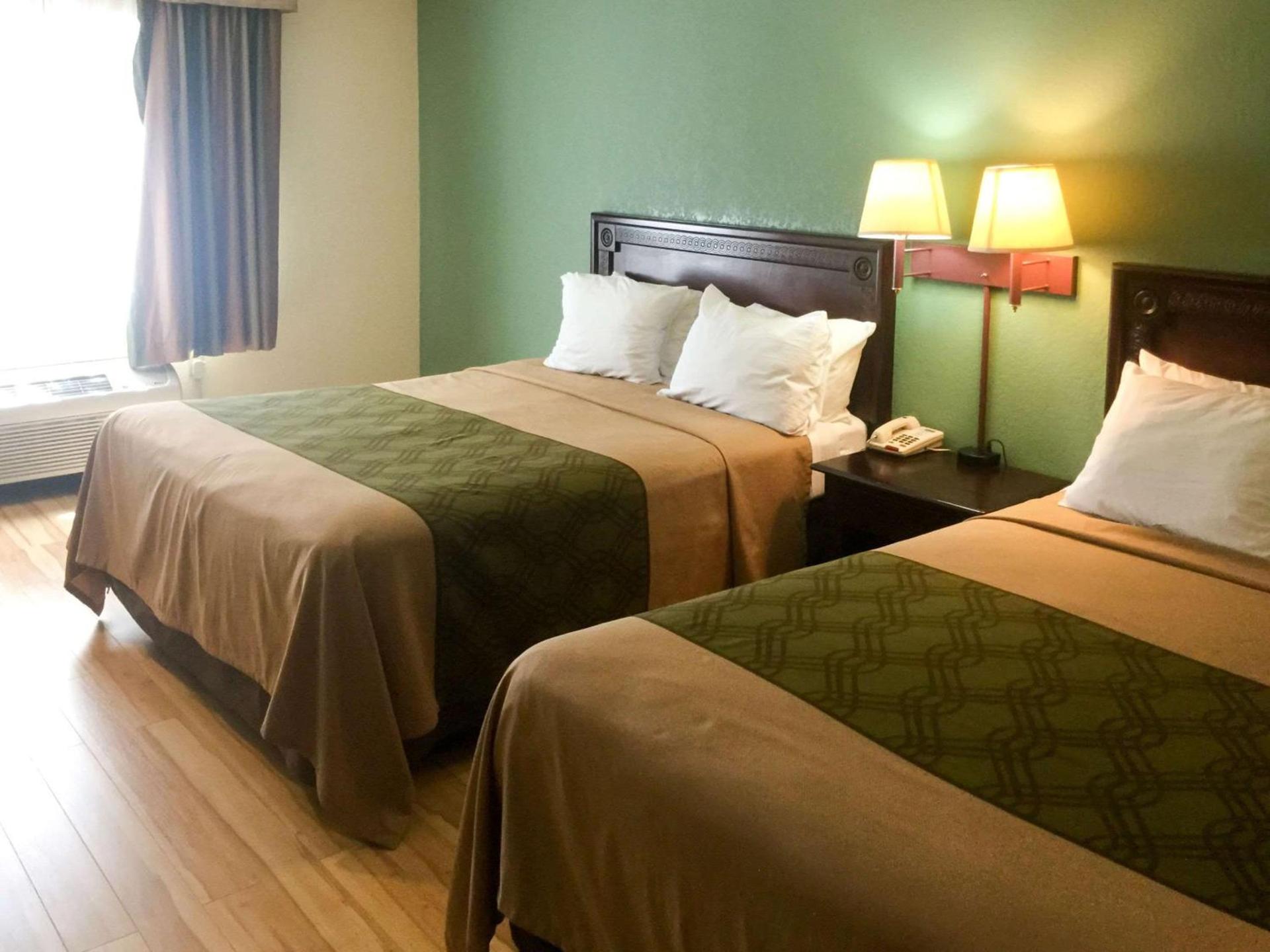 Econo Lodge Harrisburg - Hershey photo 15