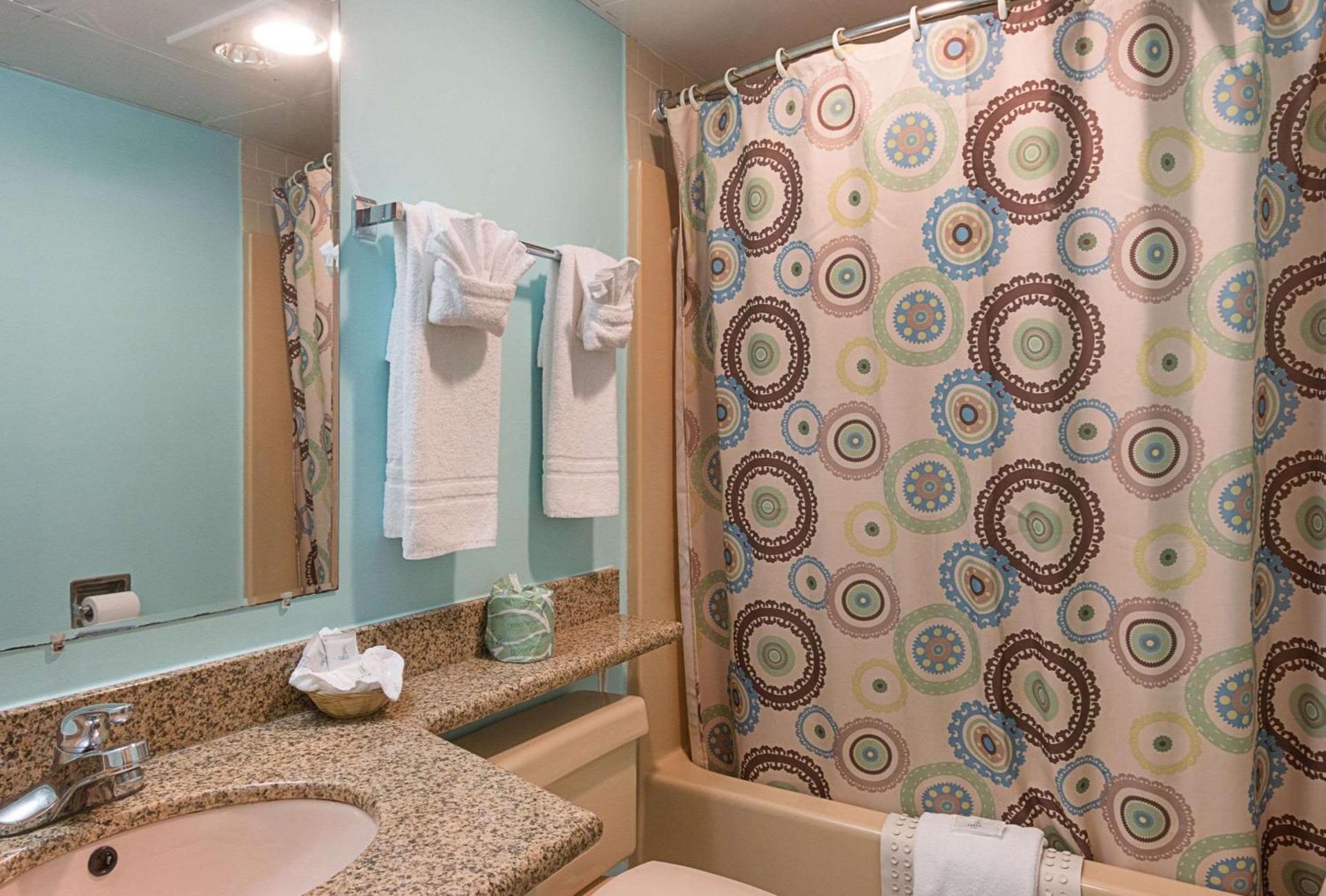 Rodeway Inn Milford - I-84 photo 10