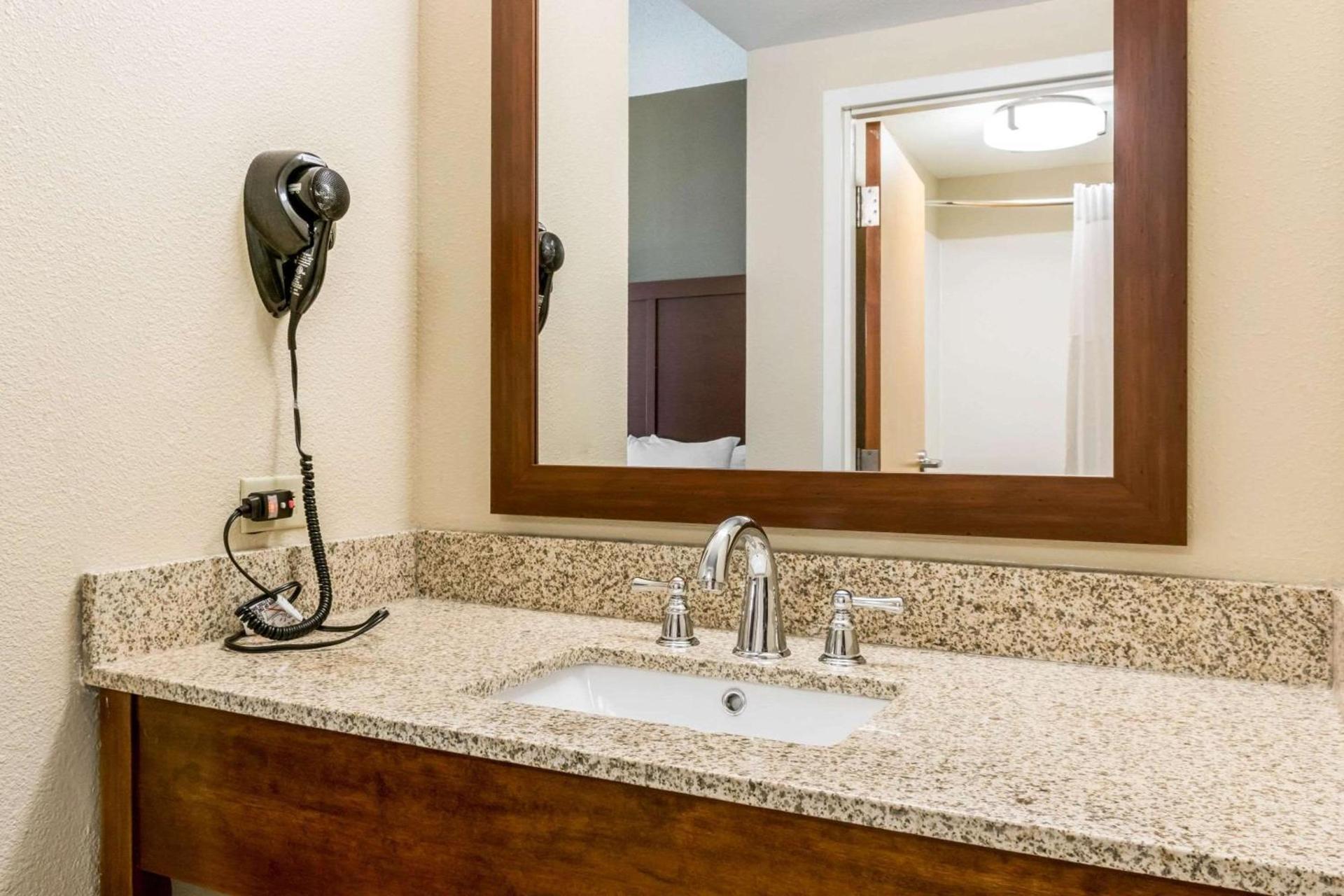 Comfort Inn Chambersburg North photo 19
