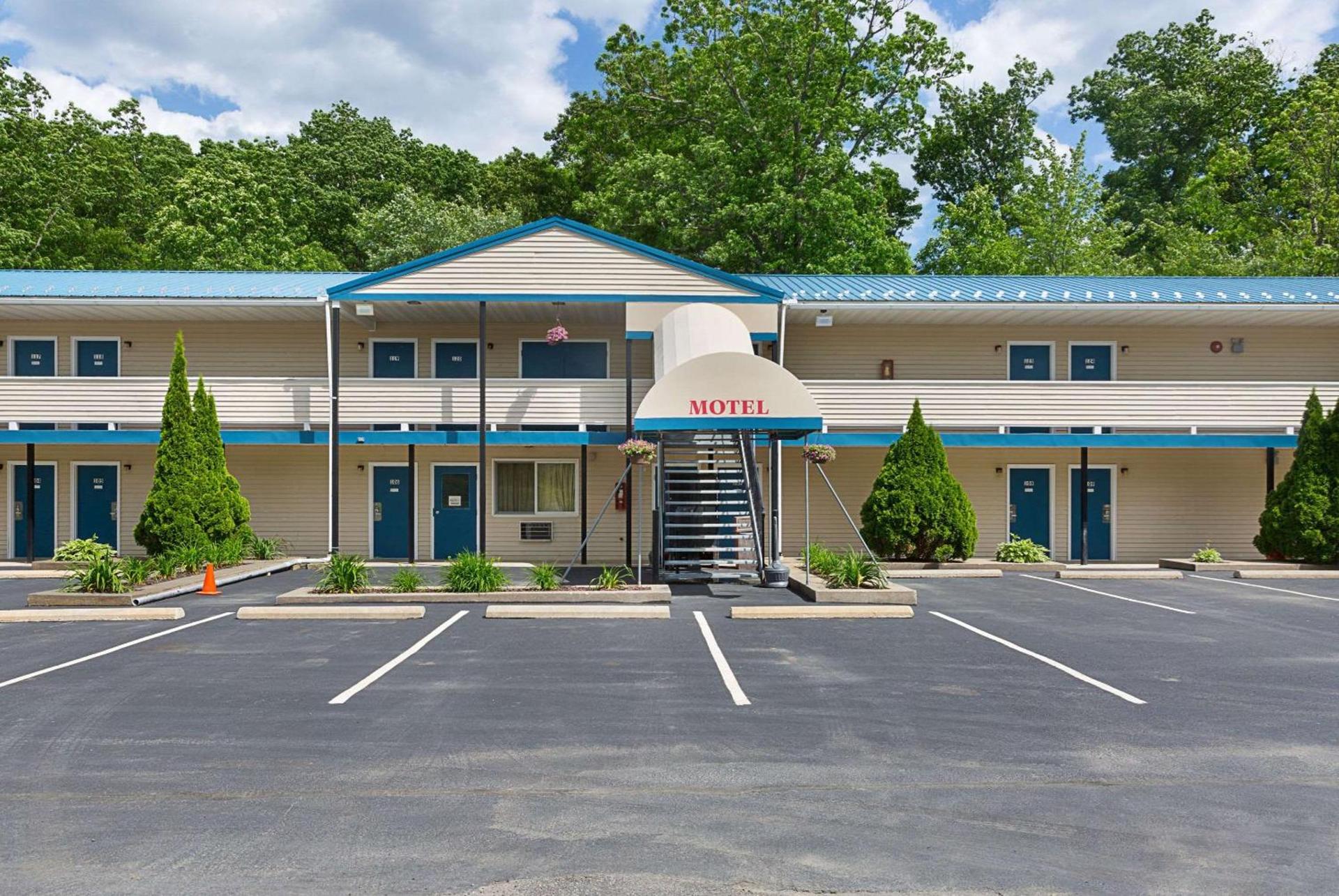 Rodeway Inn Milford - I-84 photo 14